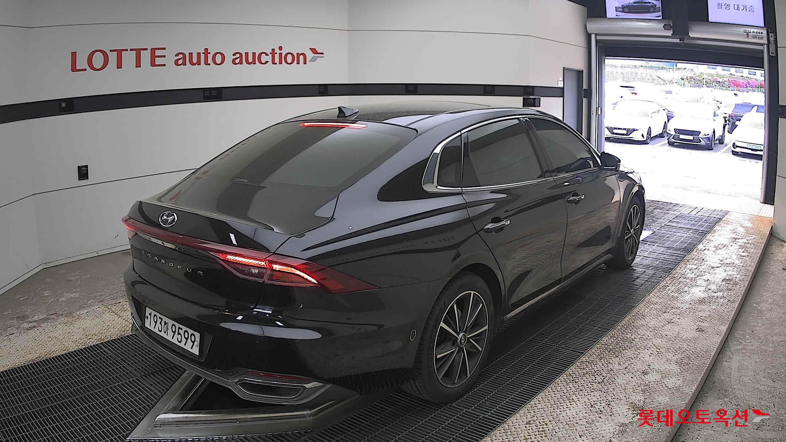 Hyundai Grandeur 2022 - Image 5