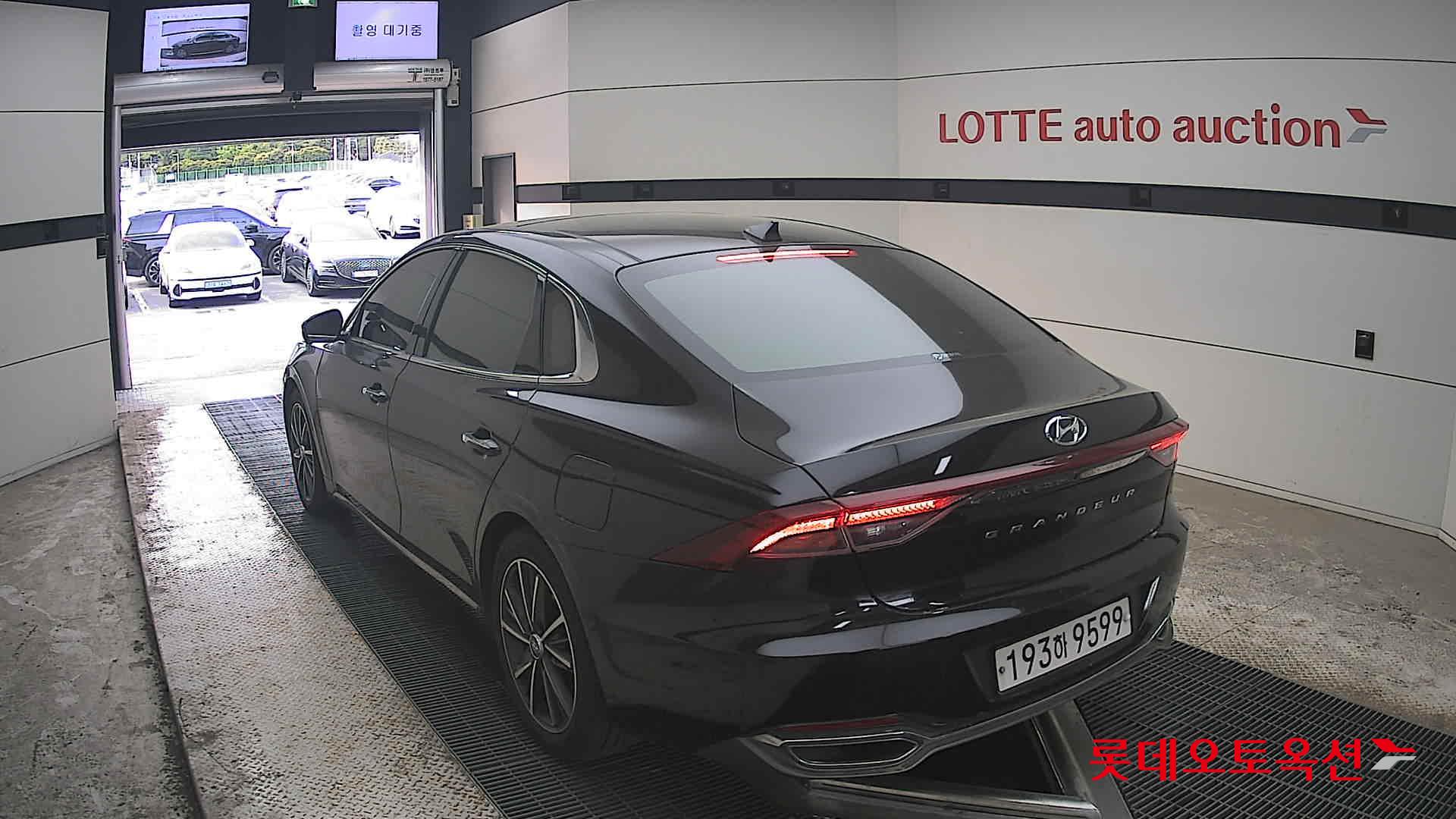 Hyundai Grandeur 2022 - Image 16