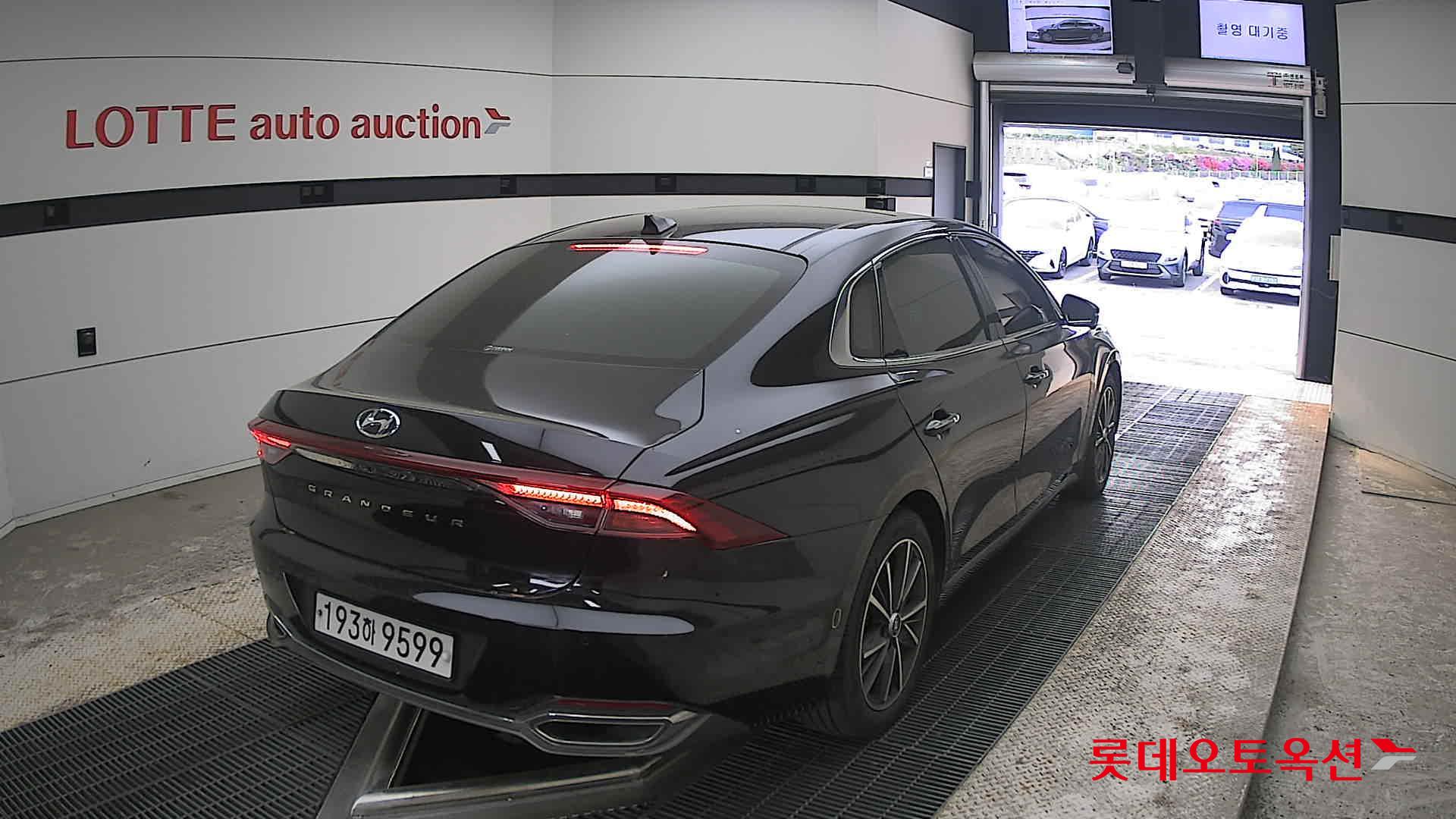 Hyundai Grandeur 2022 - Image 18