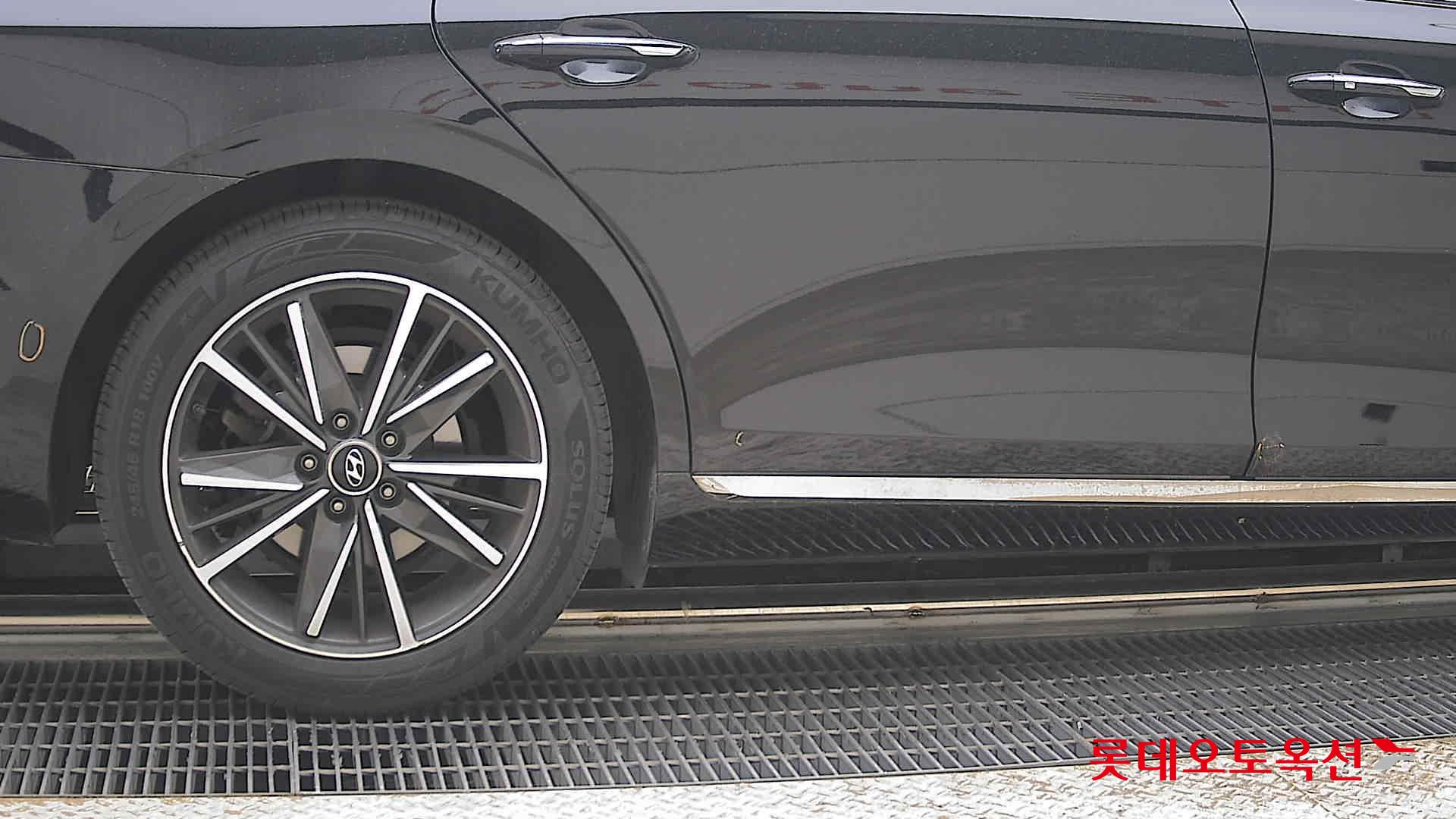 Hyundai Grandeur 2022 - Image 28