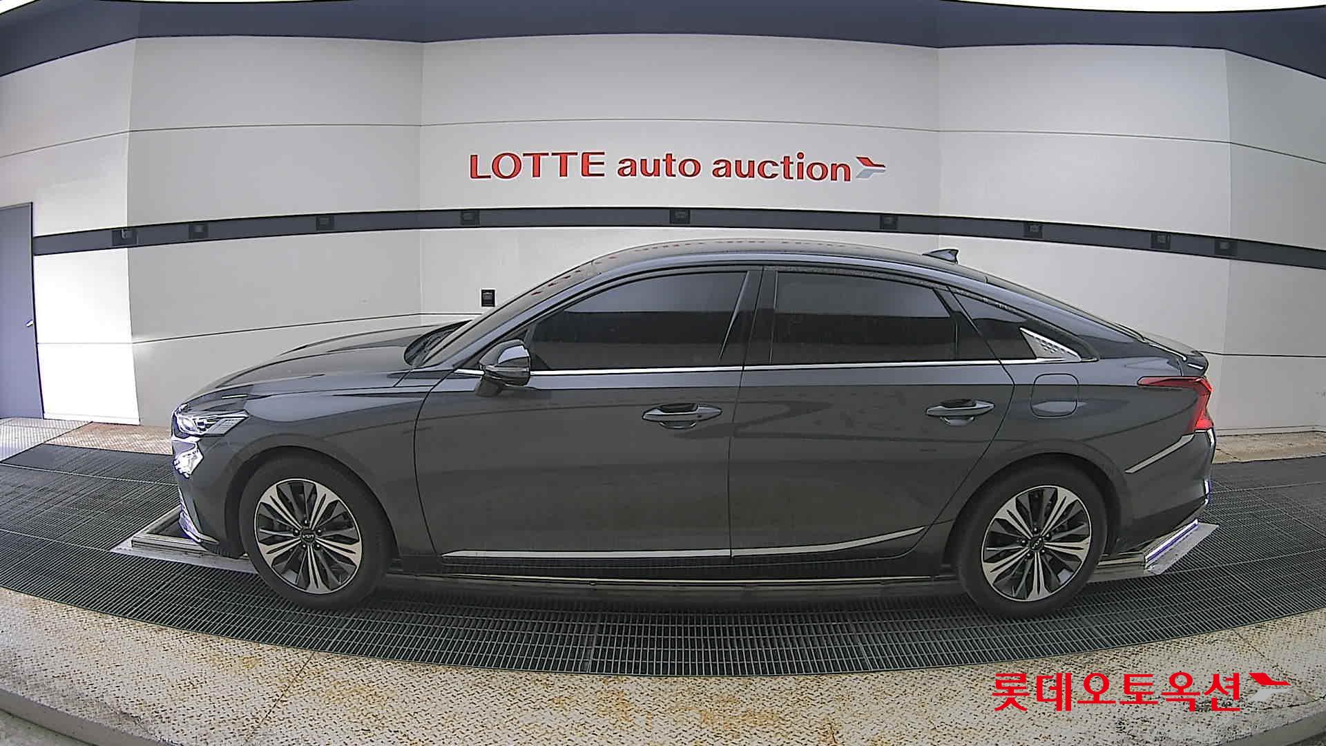 Kia K8 2022 - Image 13