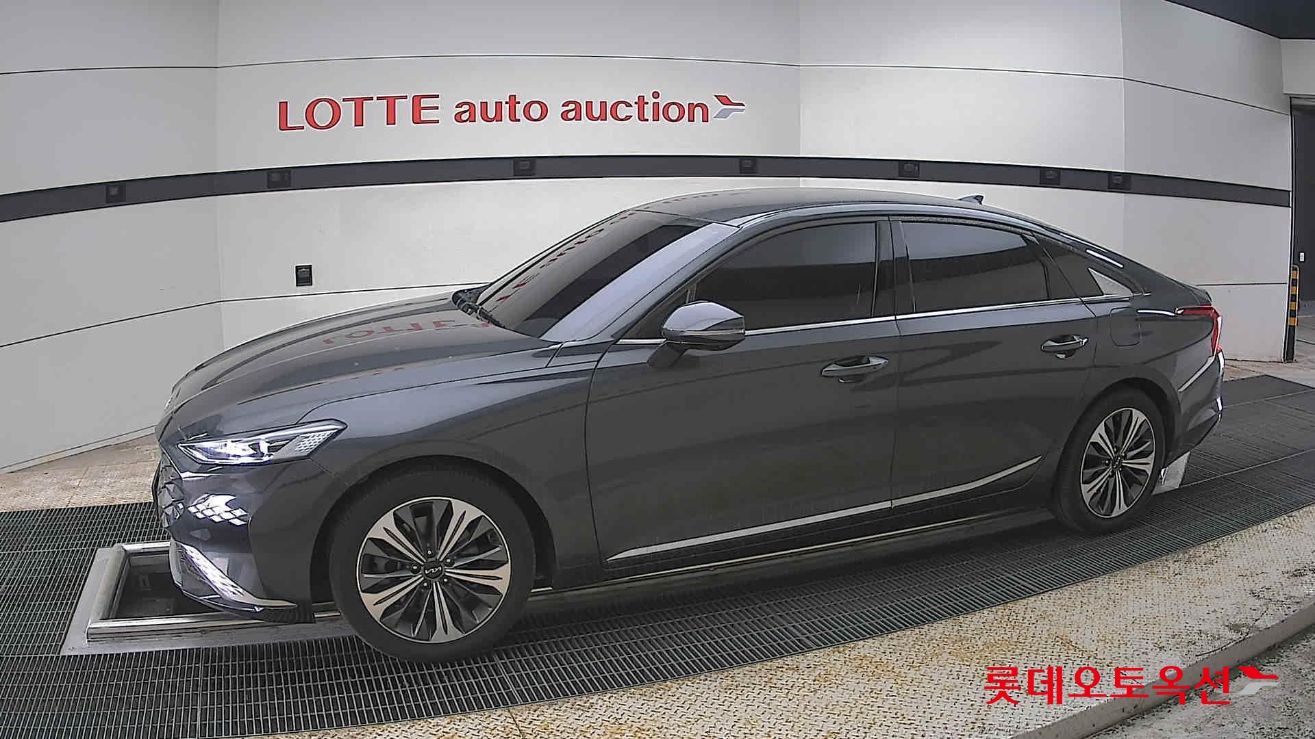 Kia K8 2022 - Image 12