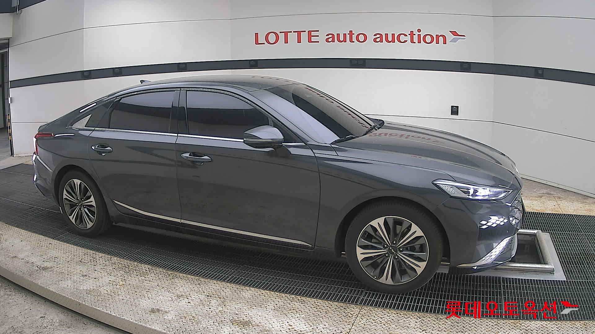 Kia K8 2022 - Image 22