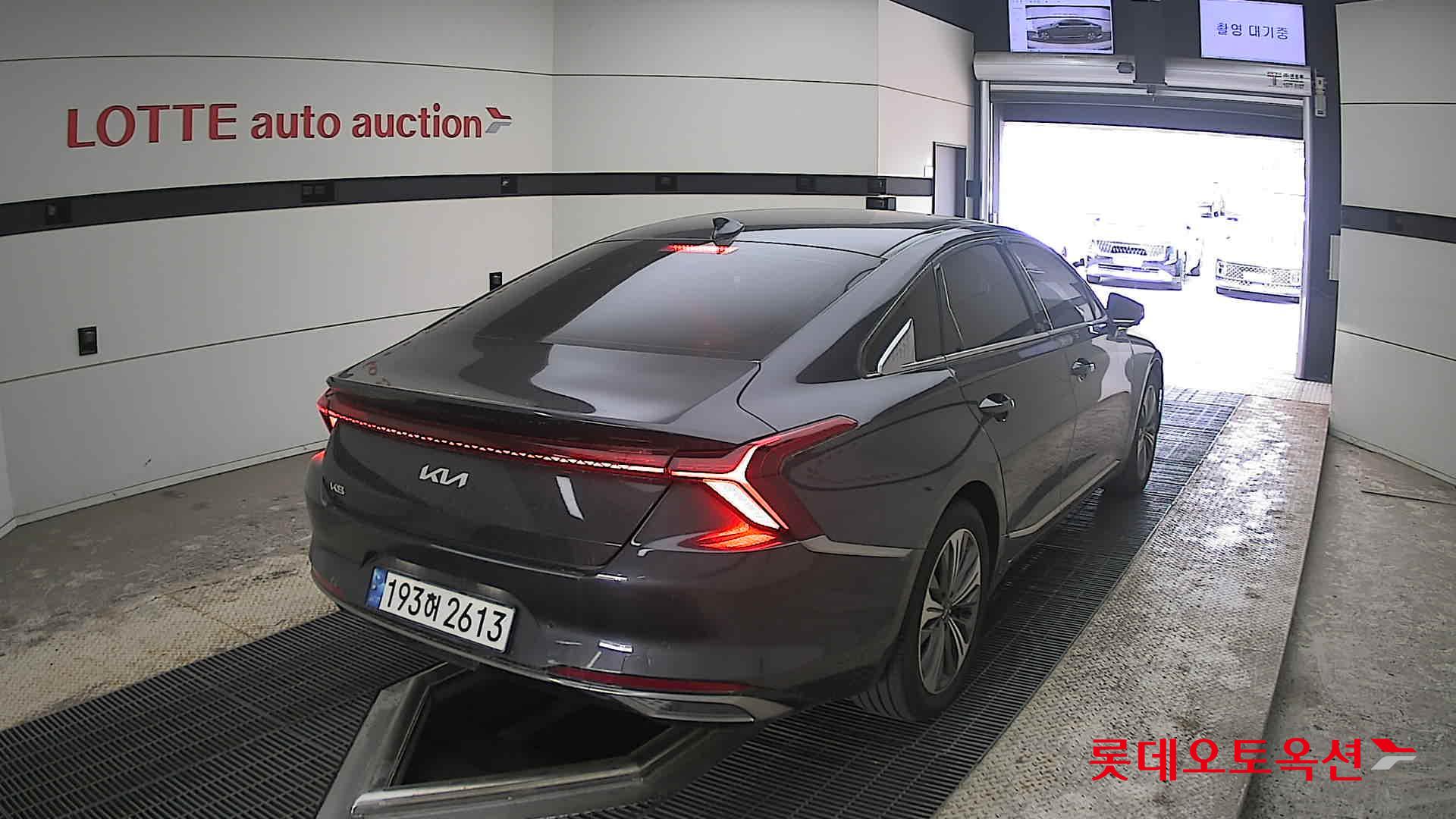 Kia K8 2022 - Image 18