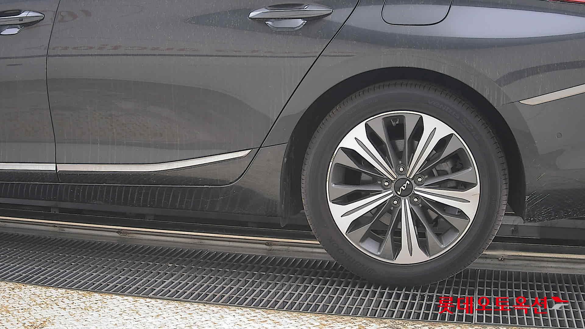 Kia K8 2022 - Image 26