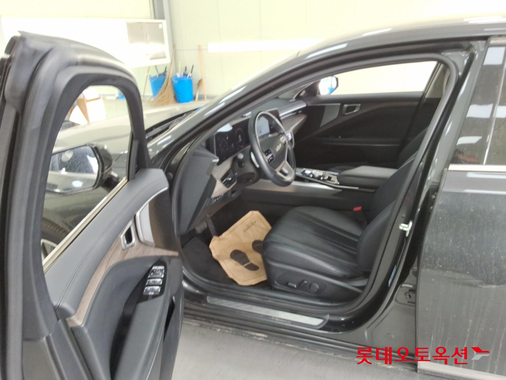 Kia K8 2022 - Image 37