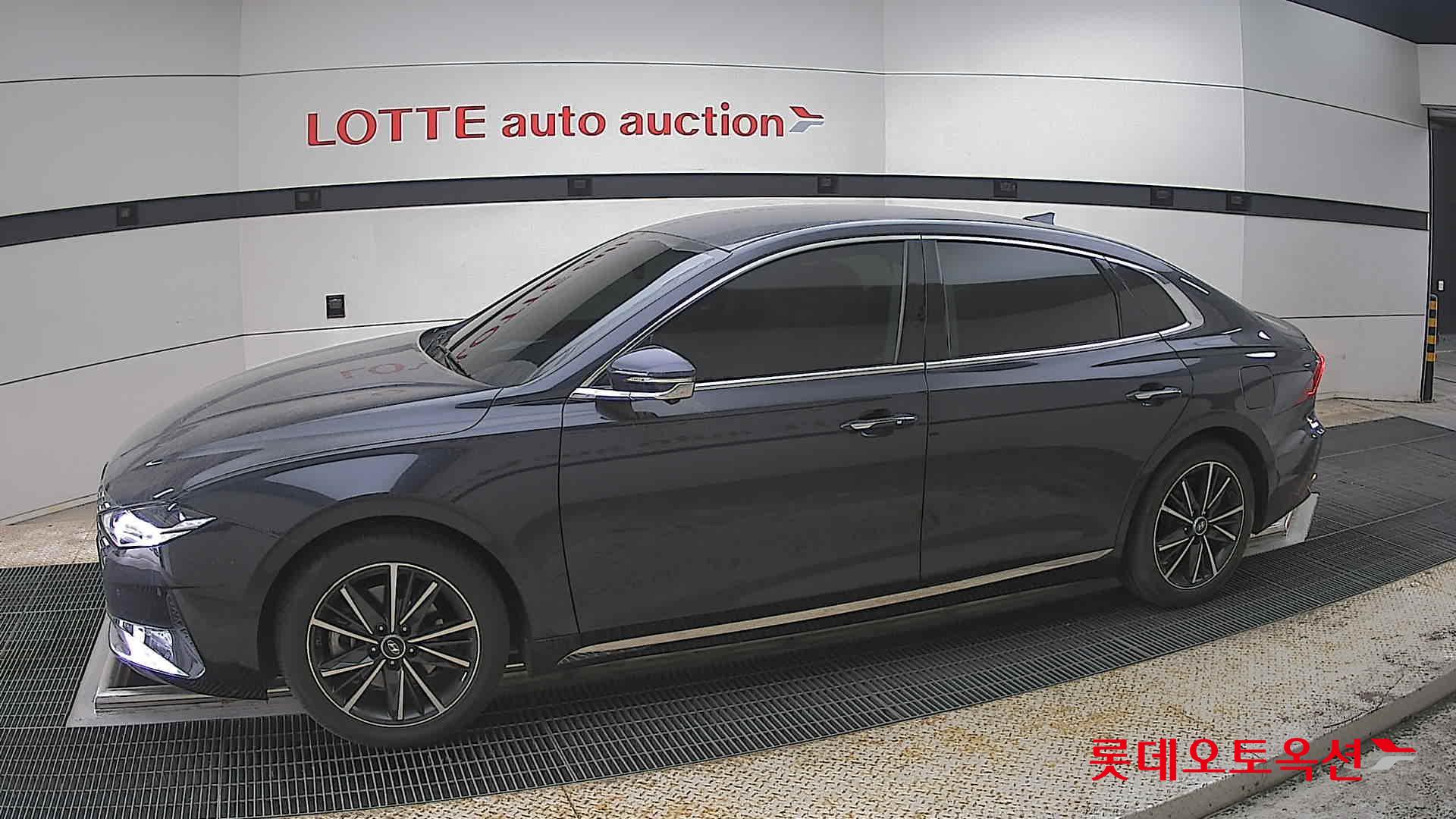 Hyundai Grandeur 2022 - Image 12