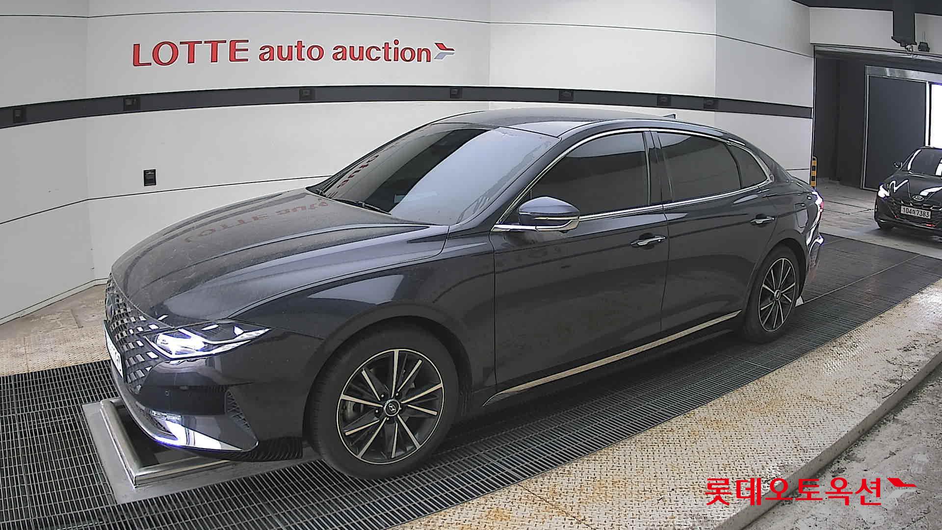 Hyundai Grandeur 2022 - Image 11