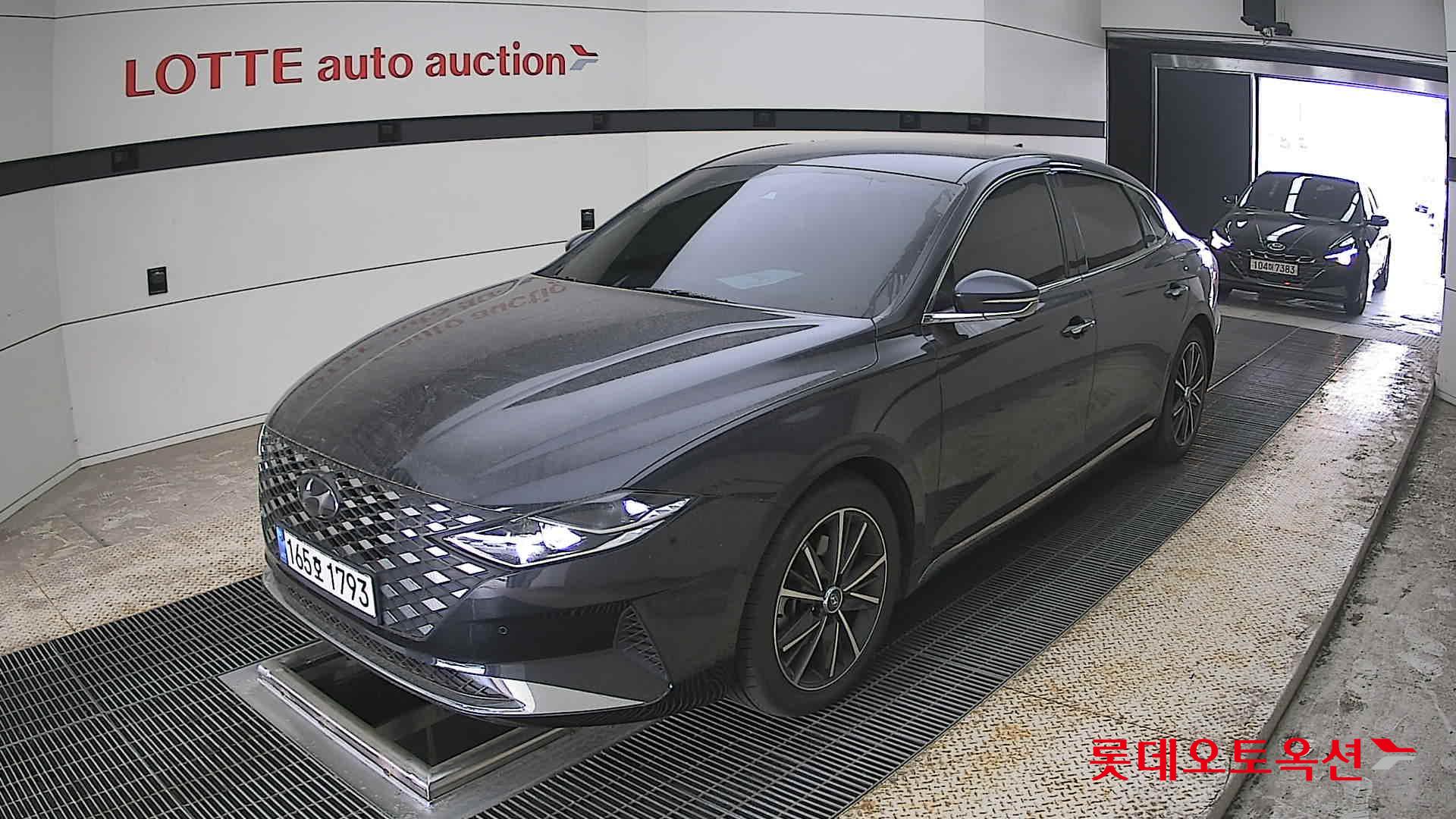 Hyundai Grandeur 2022 - Image 3