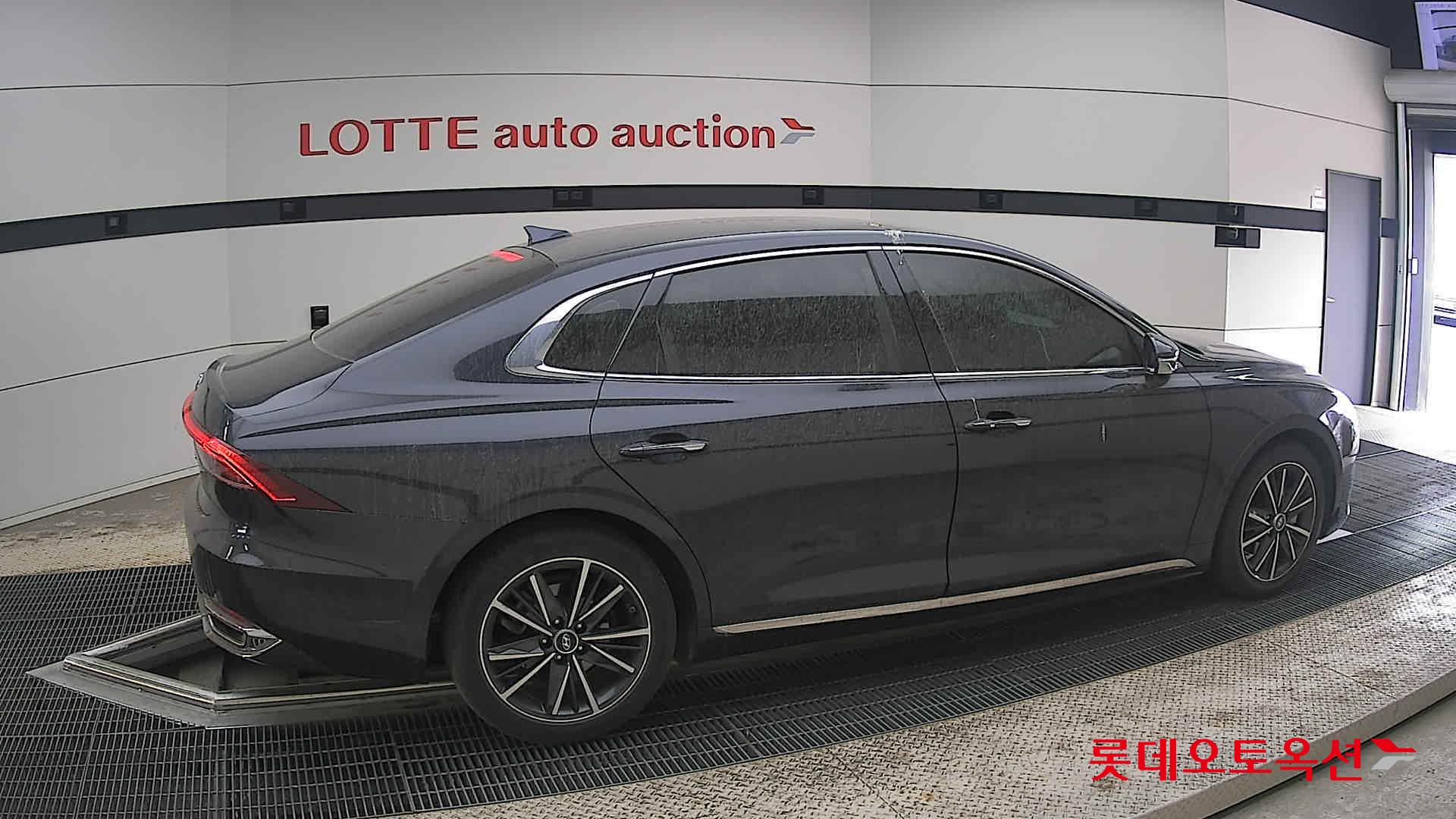 Hyundai Grandeur 2022 - Image 20