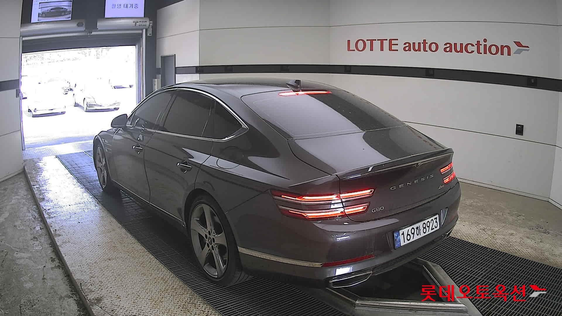 Genesis G80 - 4