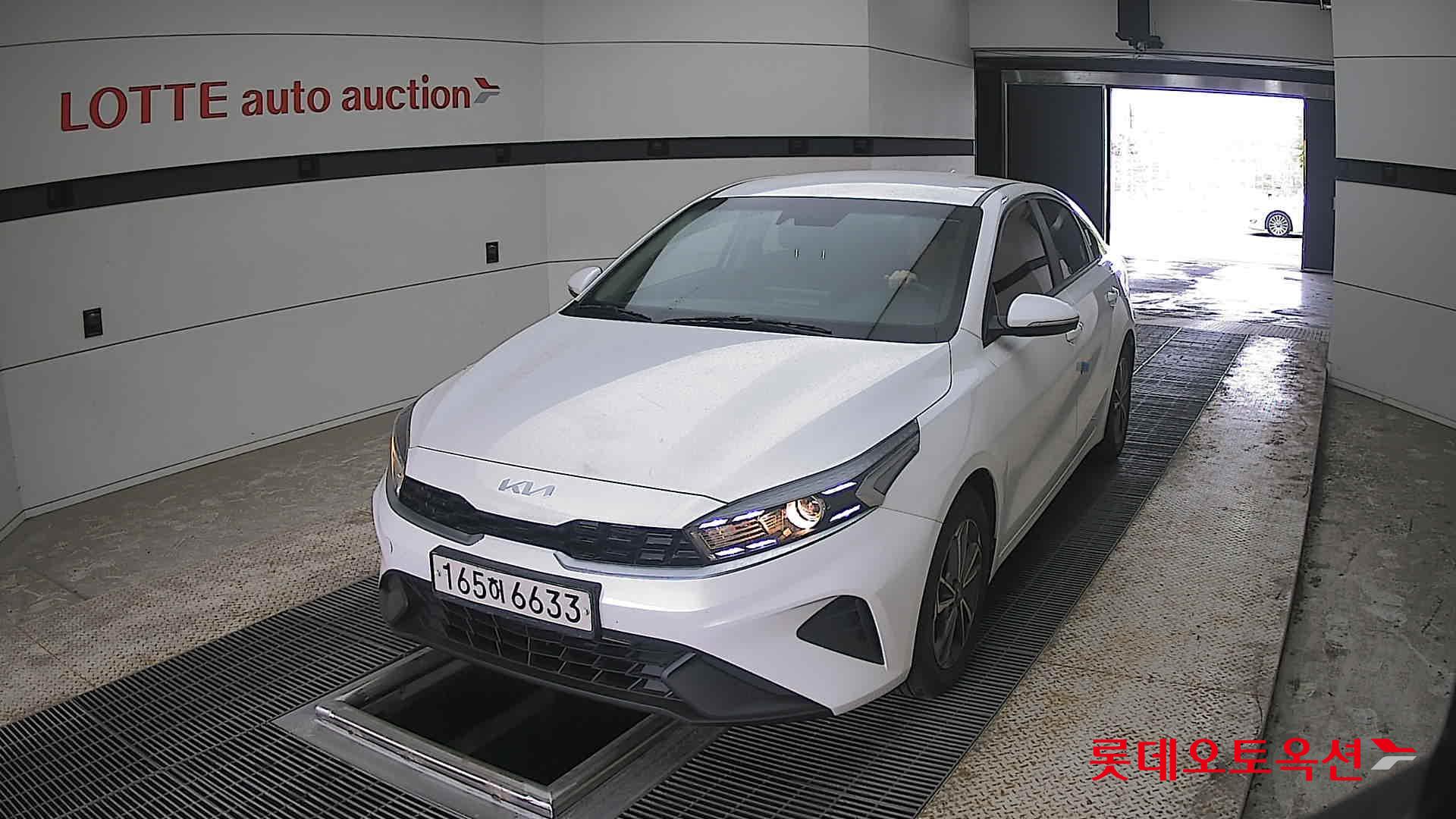 Kia K3 2022 - Image 10