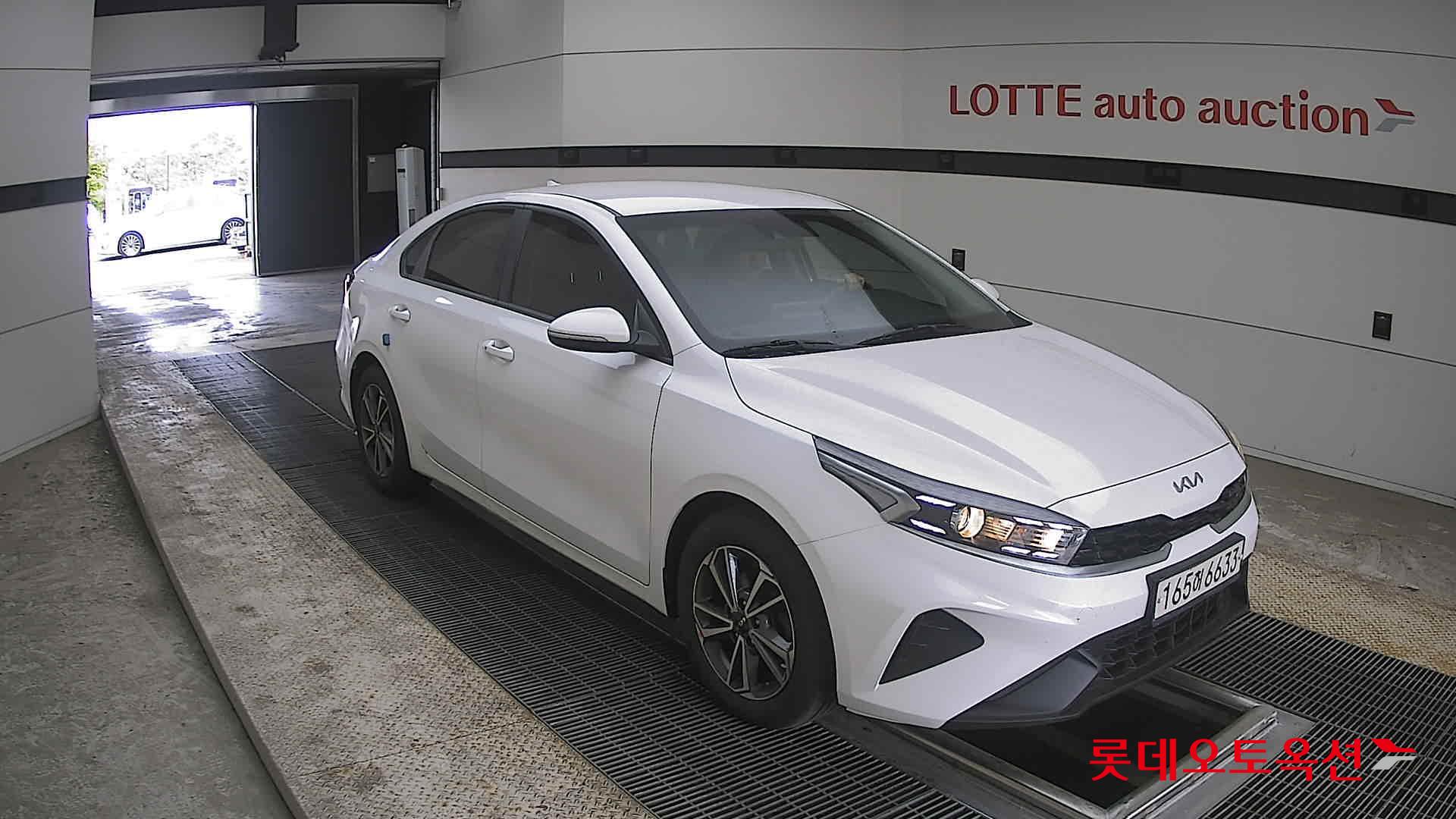 Kia K3 2022 - Image 6