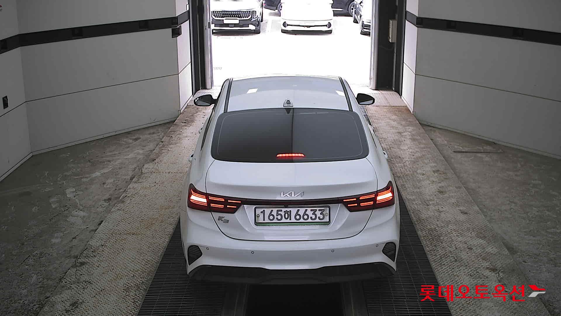 Kia K3 2022 - Image 17