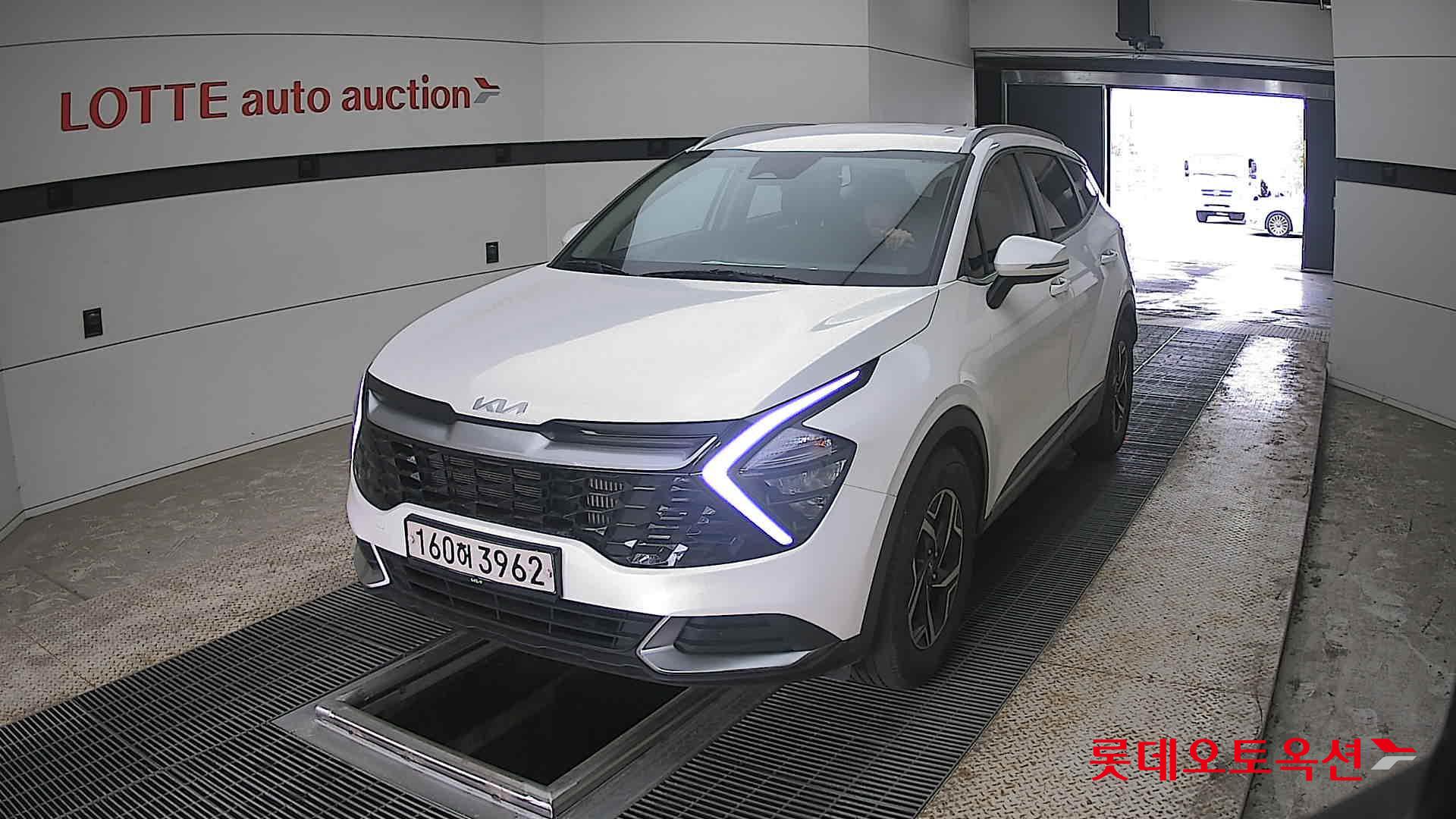 Kia Sportage 2022 - Image 10