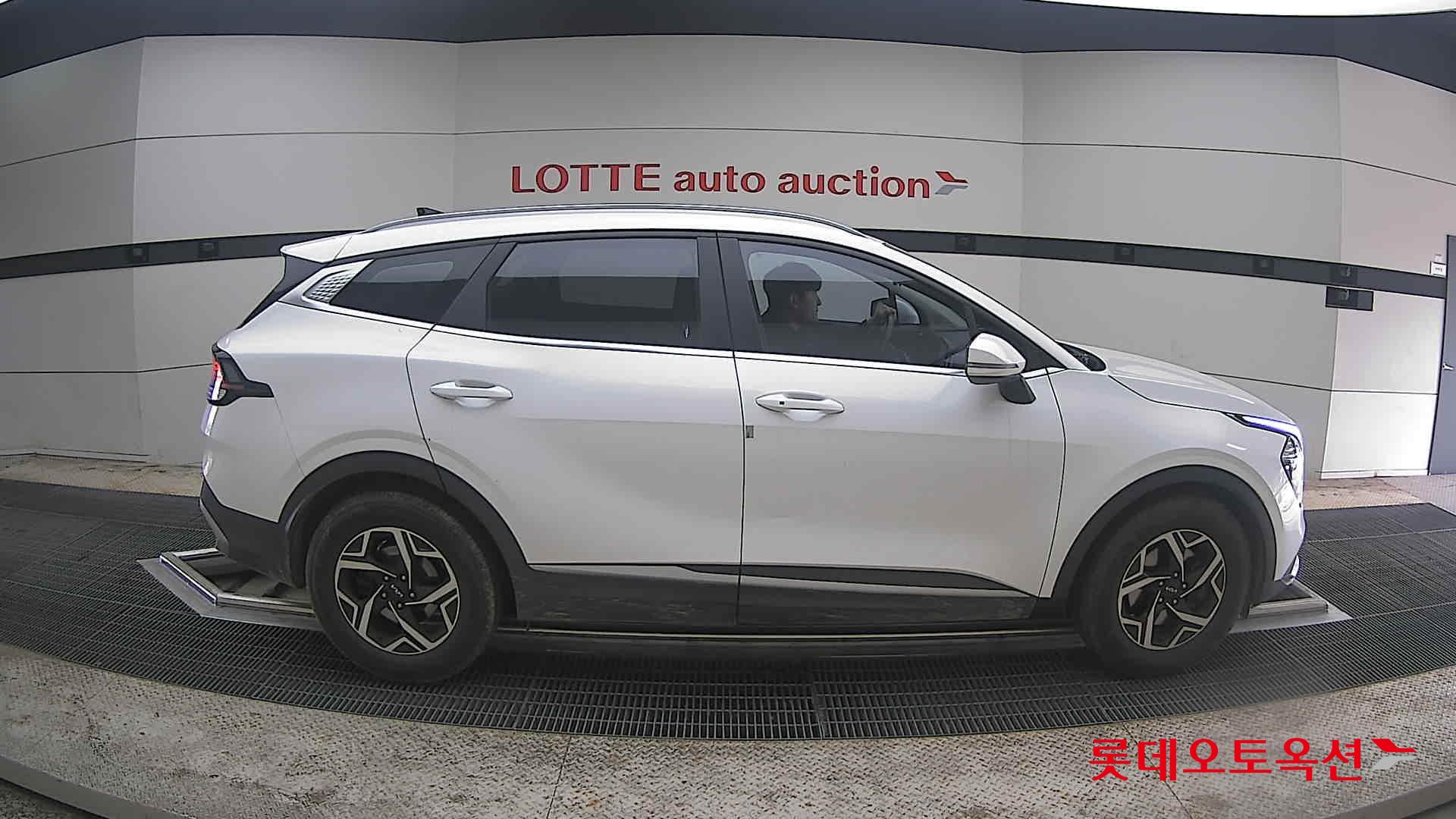 Kia Sportage 2022 - Image 21