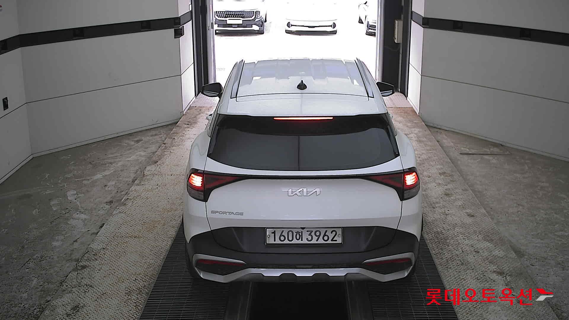 Kia Sportage 2022 - Image 17