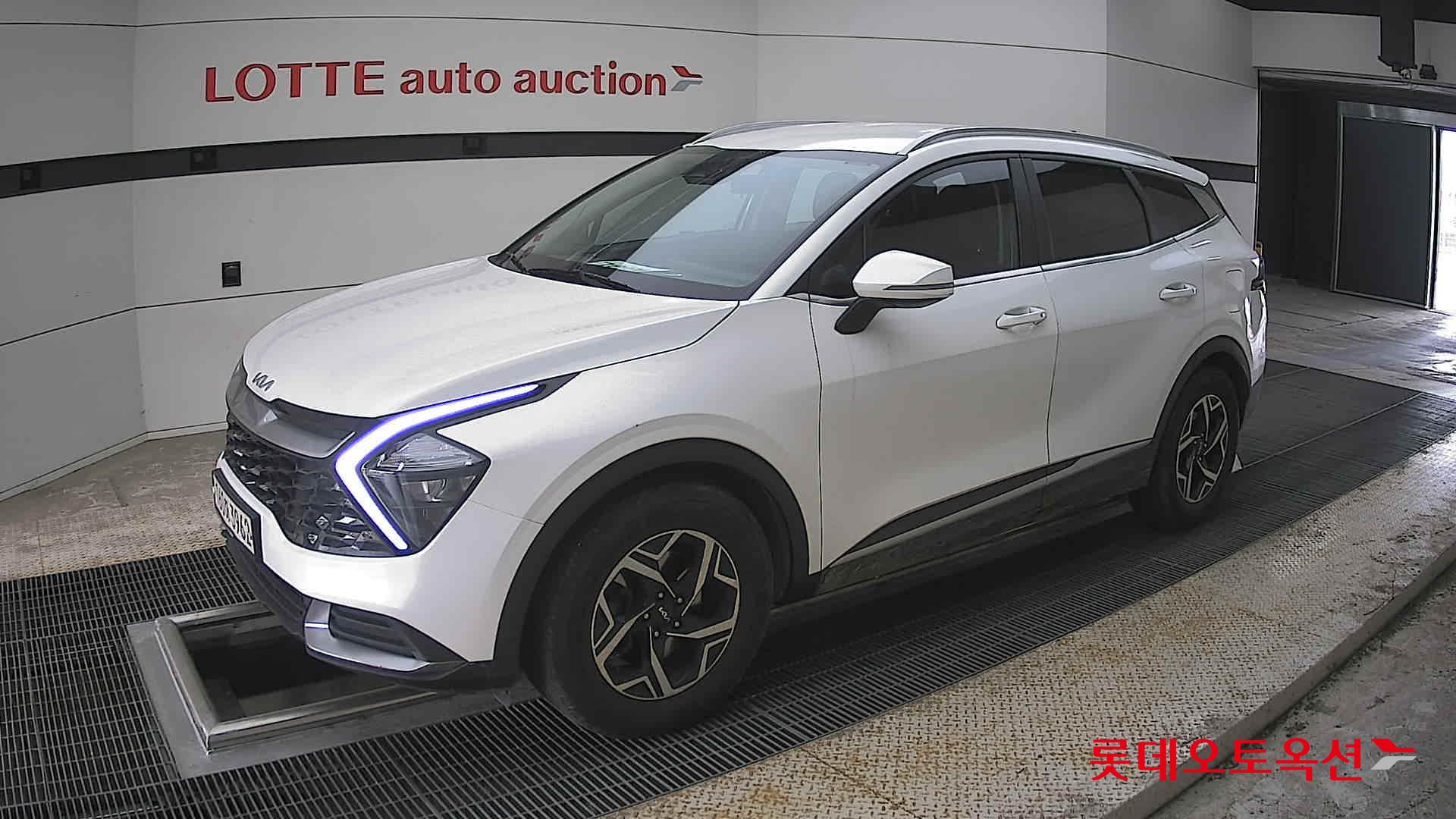 Kia Sportage 2022 - Image 11