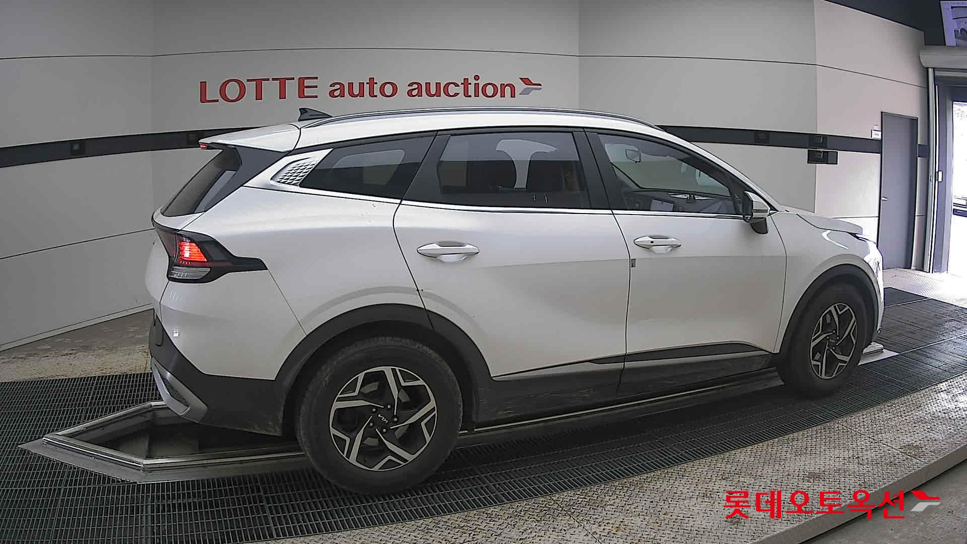 Kia Sportage 2022 - Image 20