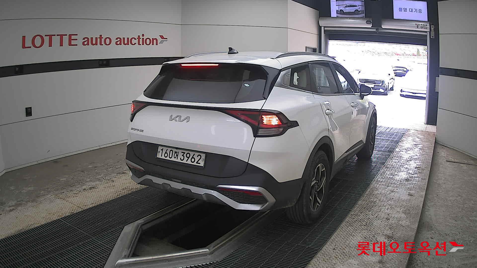 Kia Sportage 2022 - Image 18