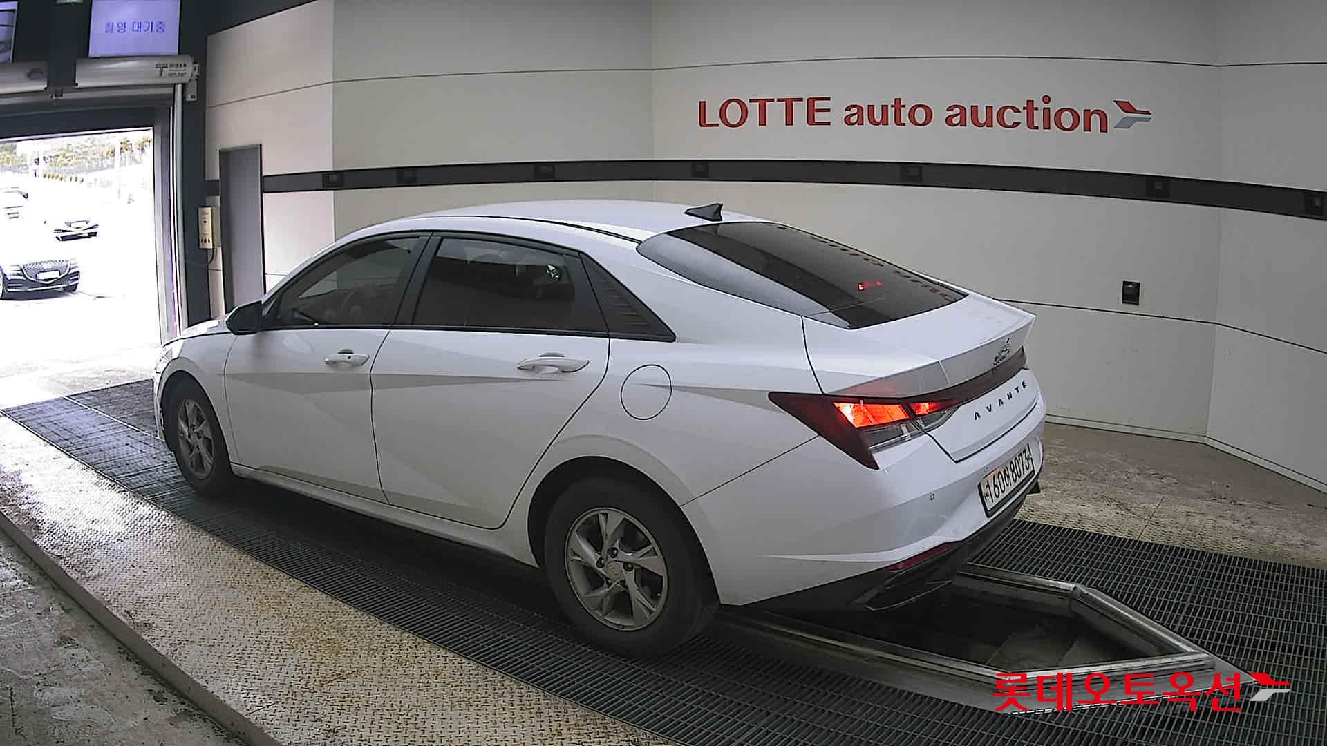 현대자동차 아반떼 2021 - 이미지 15