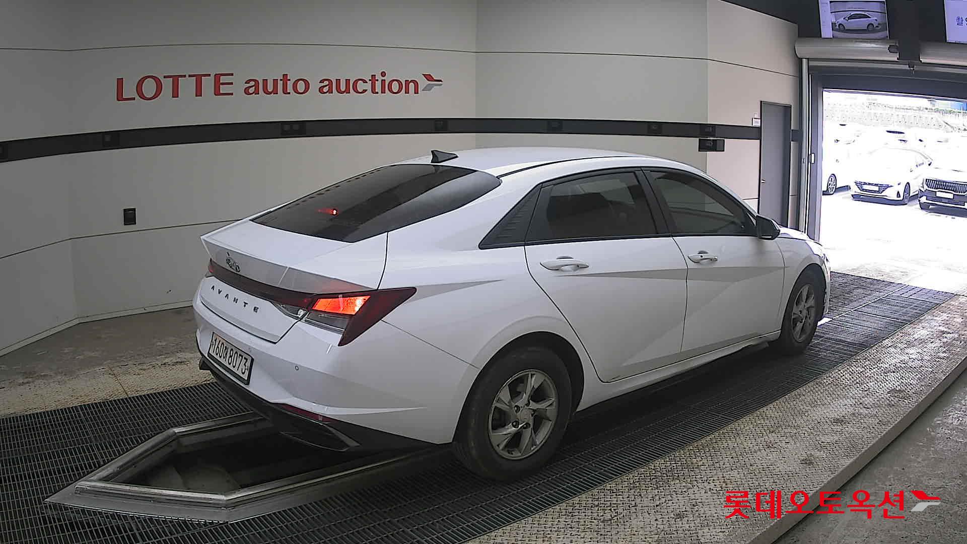 현대자동차 아반떼 2021 - 이미지 19