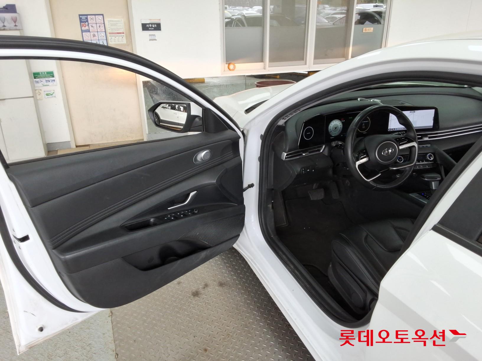 현대자동차 아반떼 2021 - 이미지 36