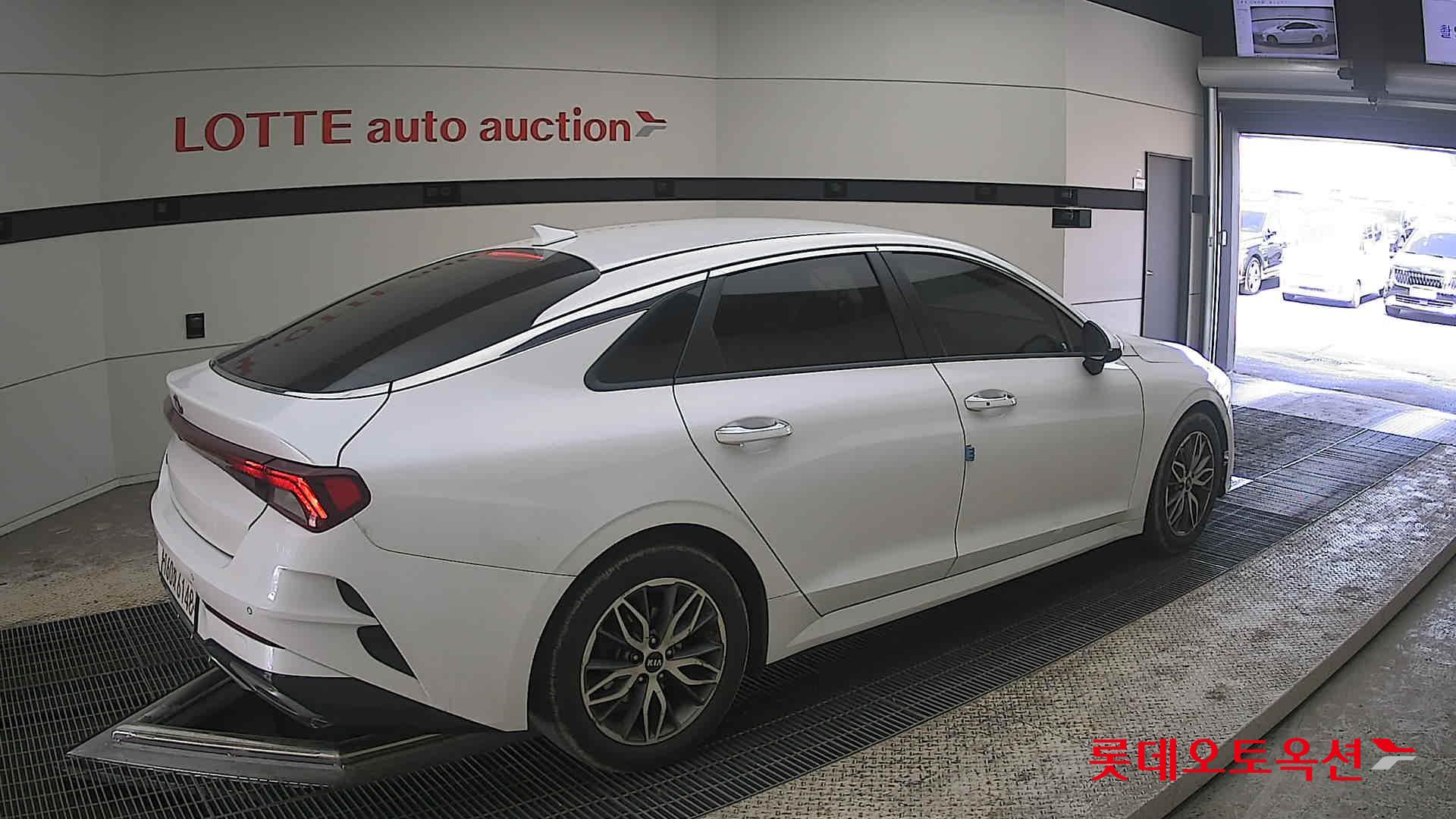 기아자동차 K5 2021 - 이미지 19