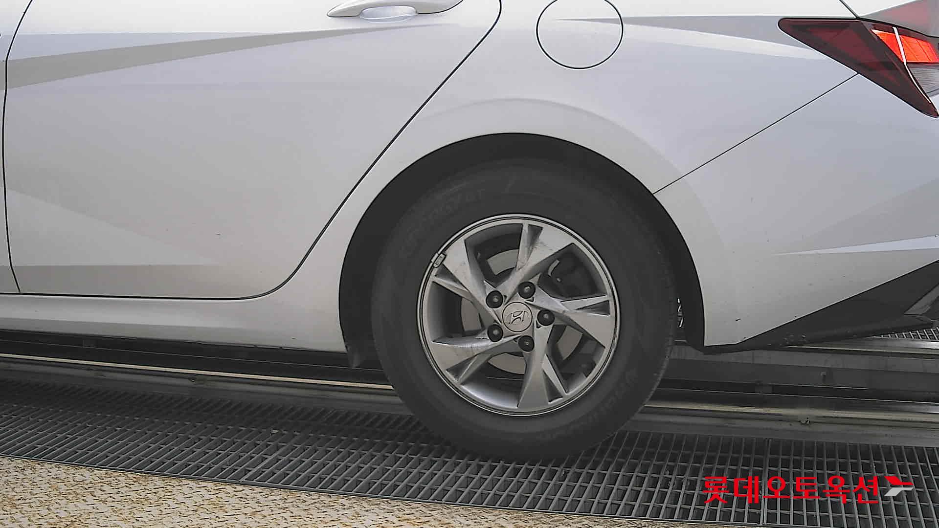 현대자동차 아반떼 2021 - 이미지 26