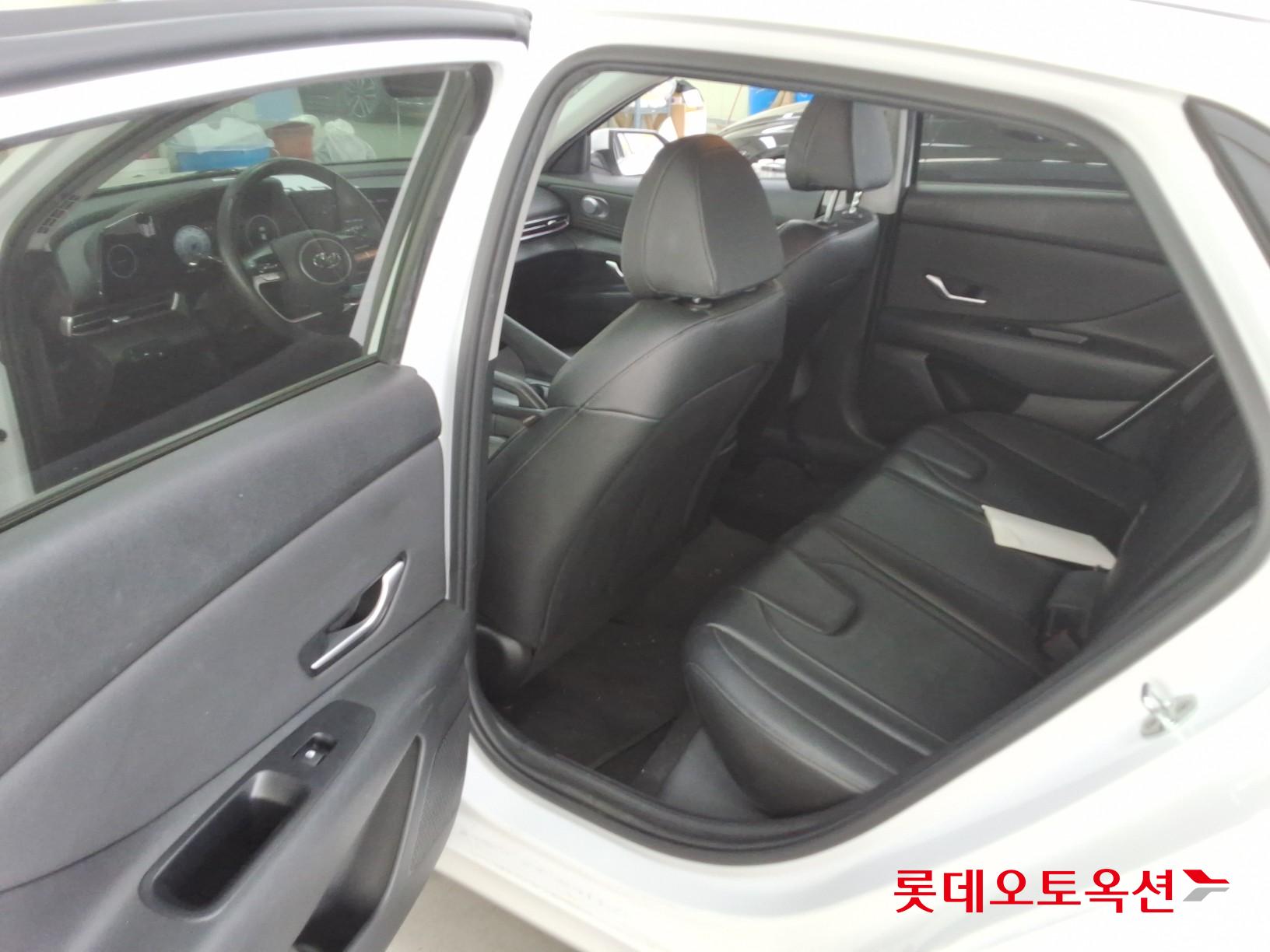 현대자동차 아반떼 2021 - 이미지 36