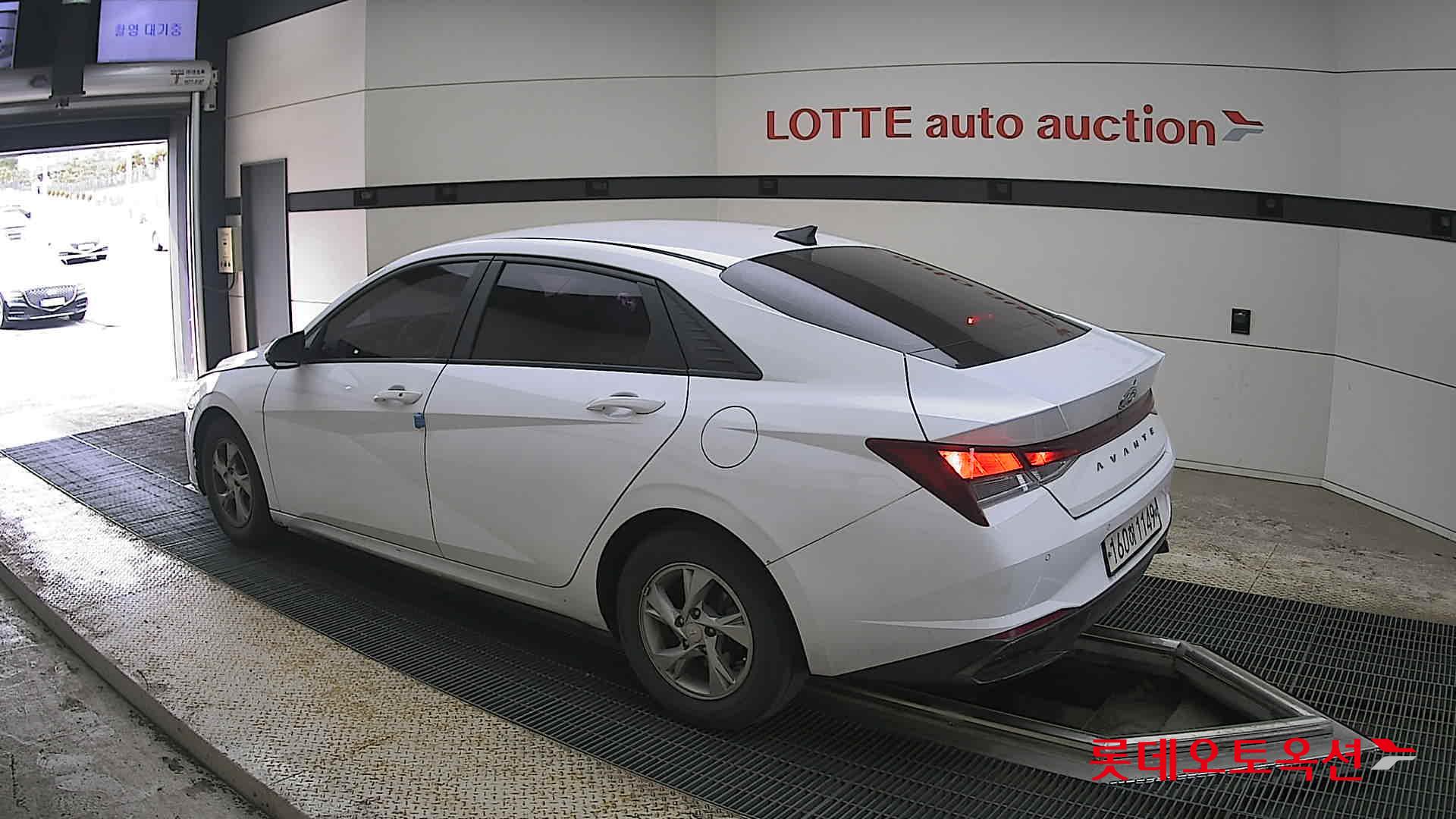 هيونداي إلانترا 2021 - صورة 15