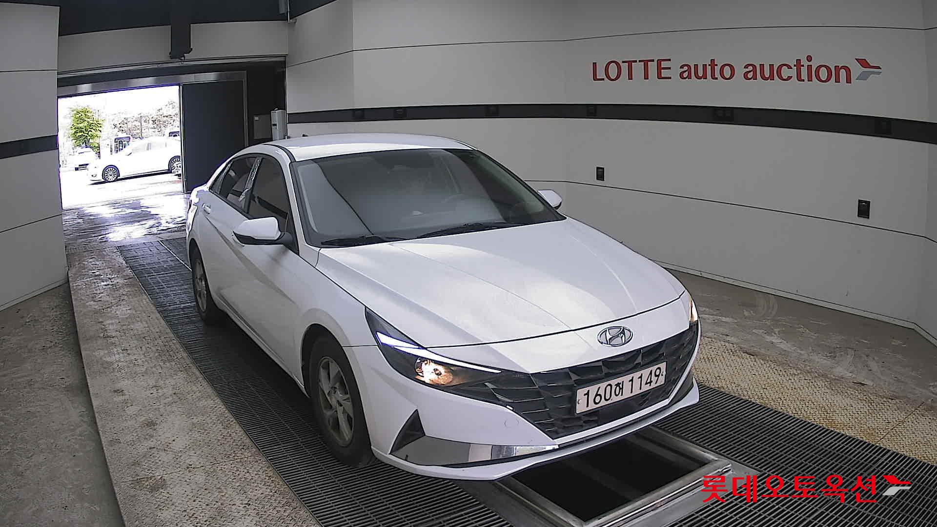 هيونداي إلانترا 2021 - صورة 24