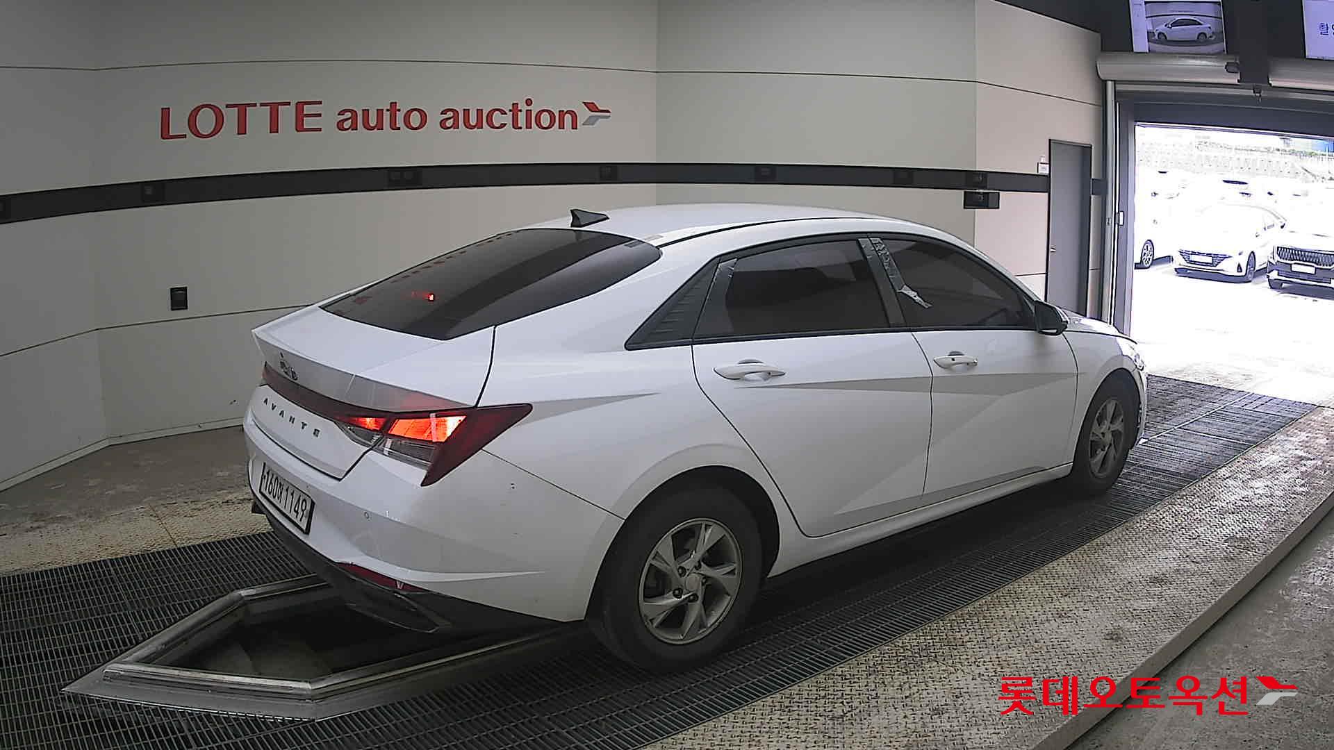 هيونداي إلانترا 2021 - صورة 19