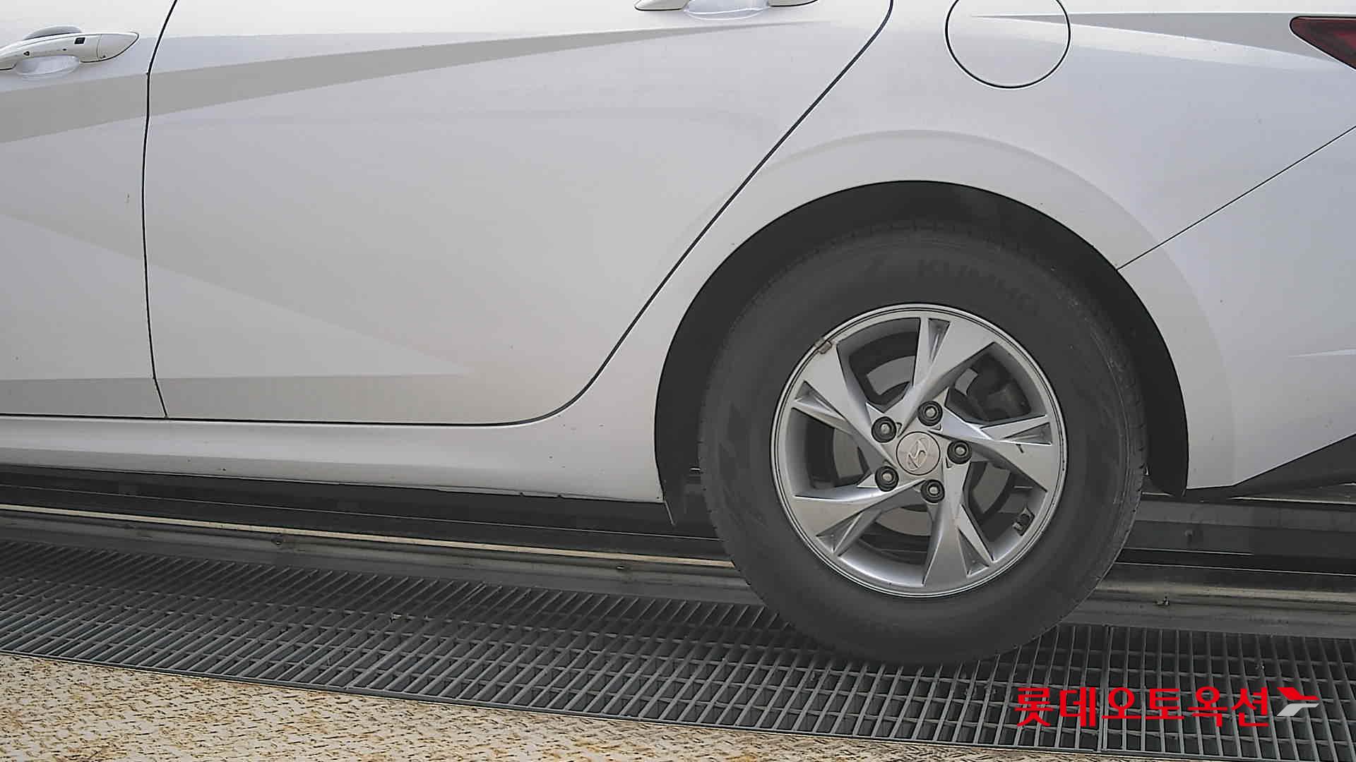 현대자동차 아반떼 2021 - 이미지 26