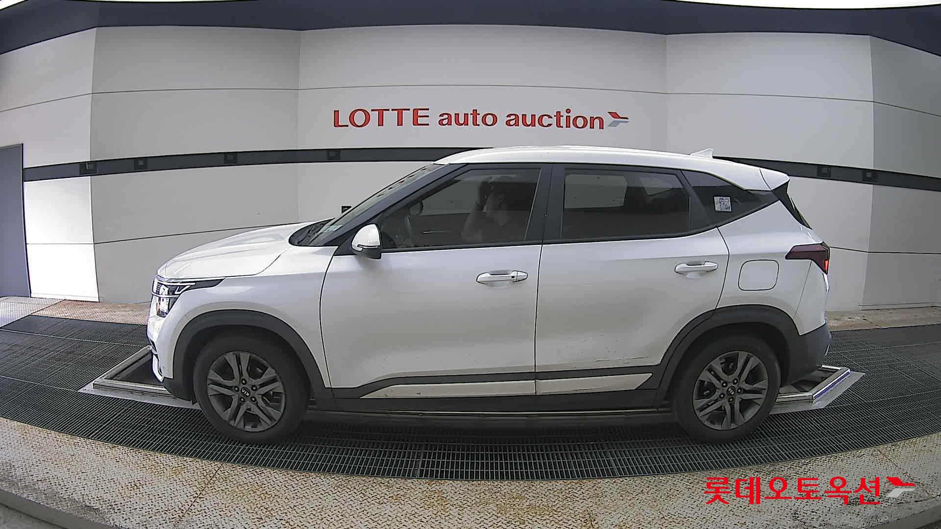 كيا سيلتوس 2022 - صورة 13