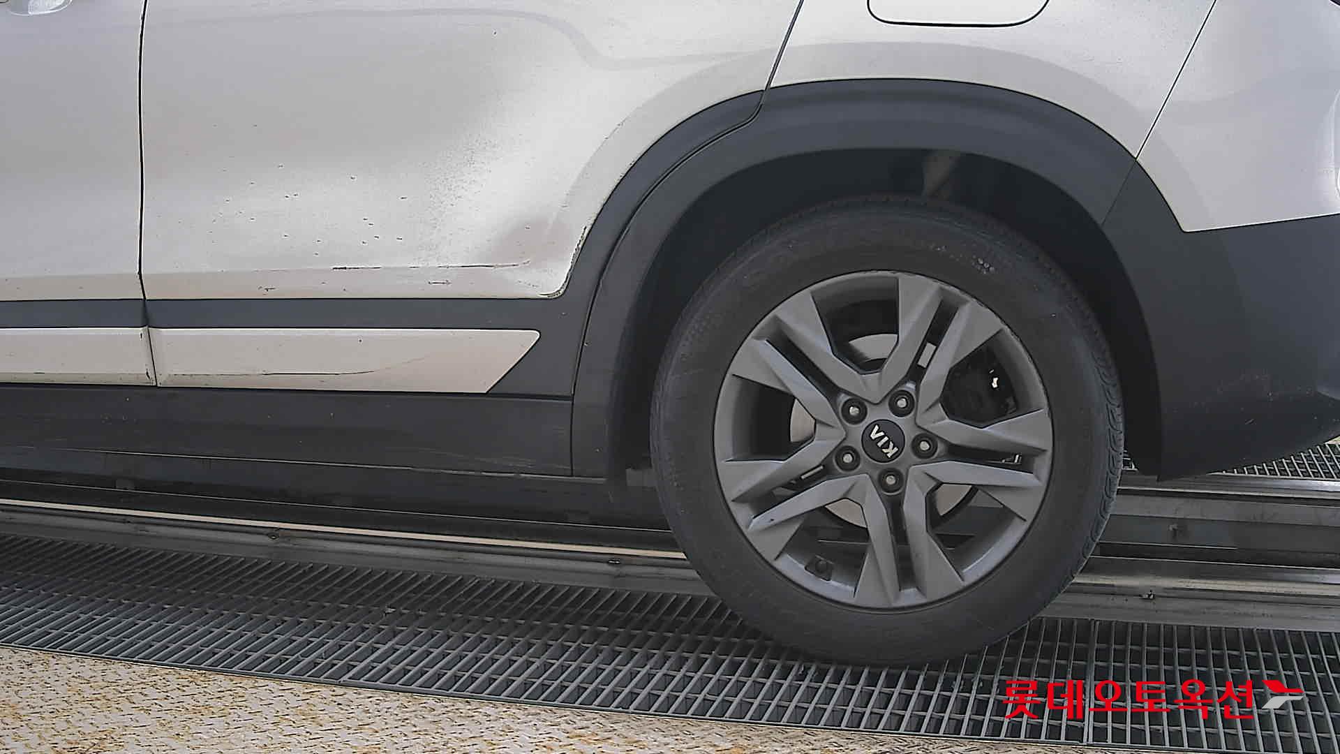 كيا سيلتوس 2022 - صورة 26