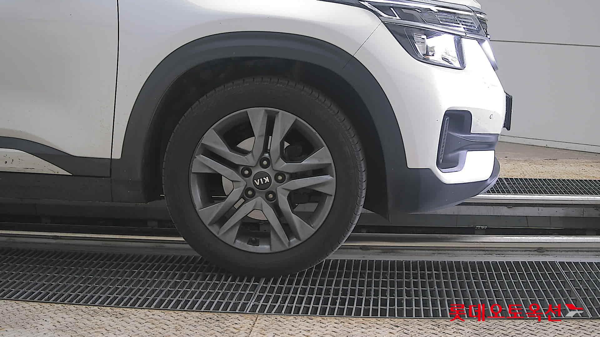 كيا سيلتوس 2022 - صورة 27