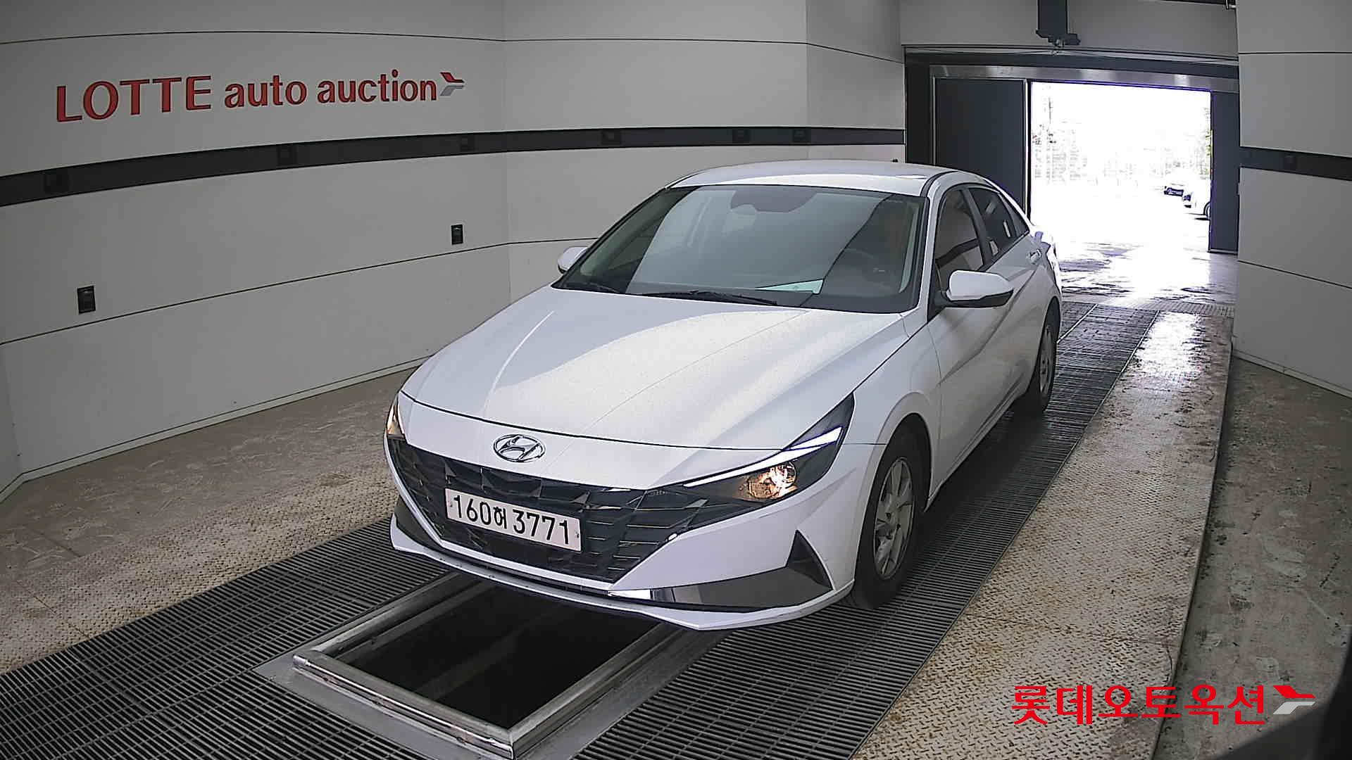 هيونداي إلانترا 2021 - صورة 10