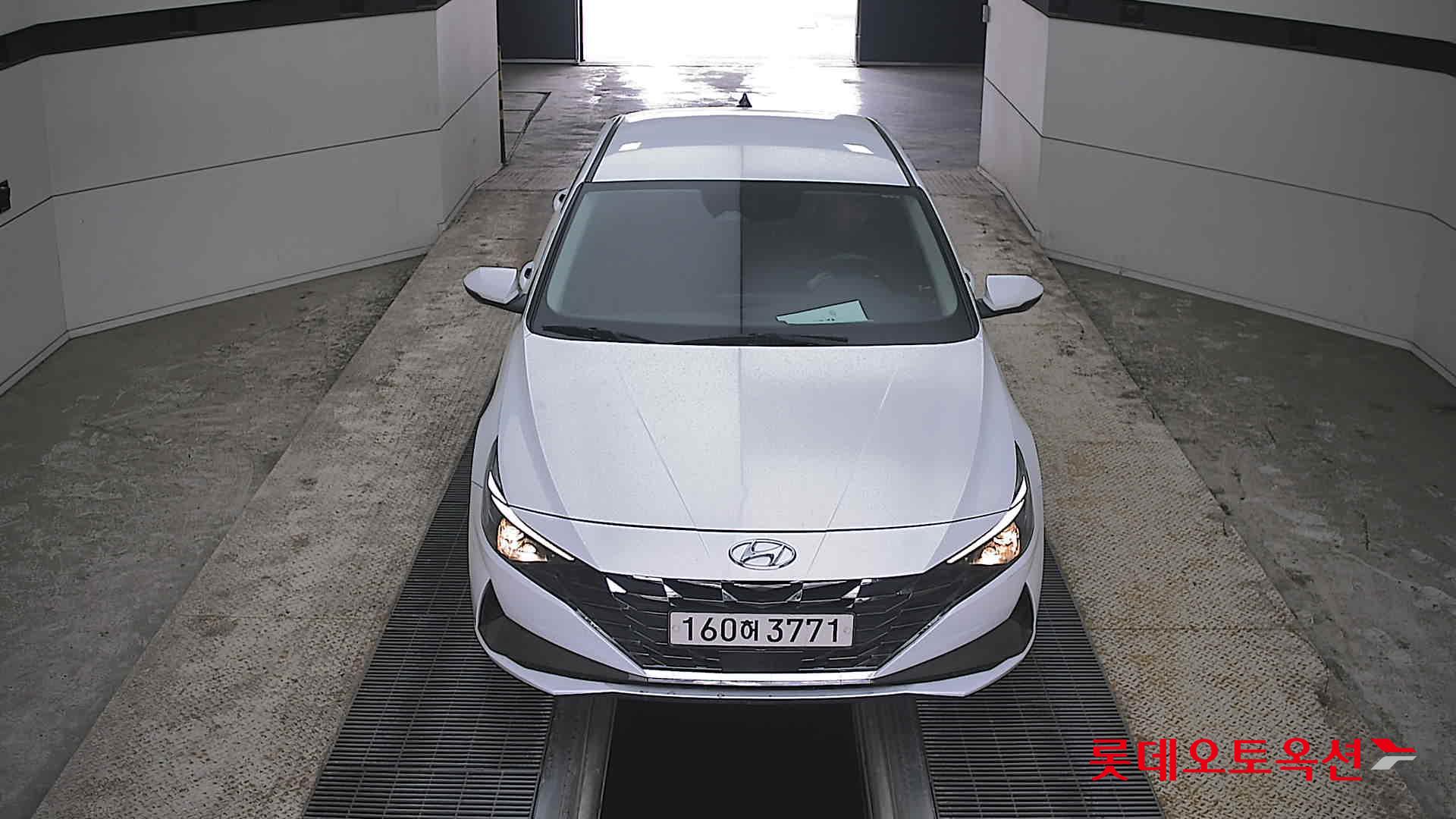 هيونداي إلانترا