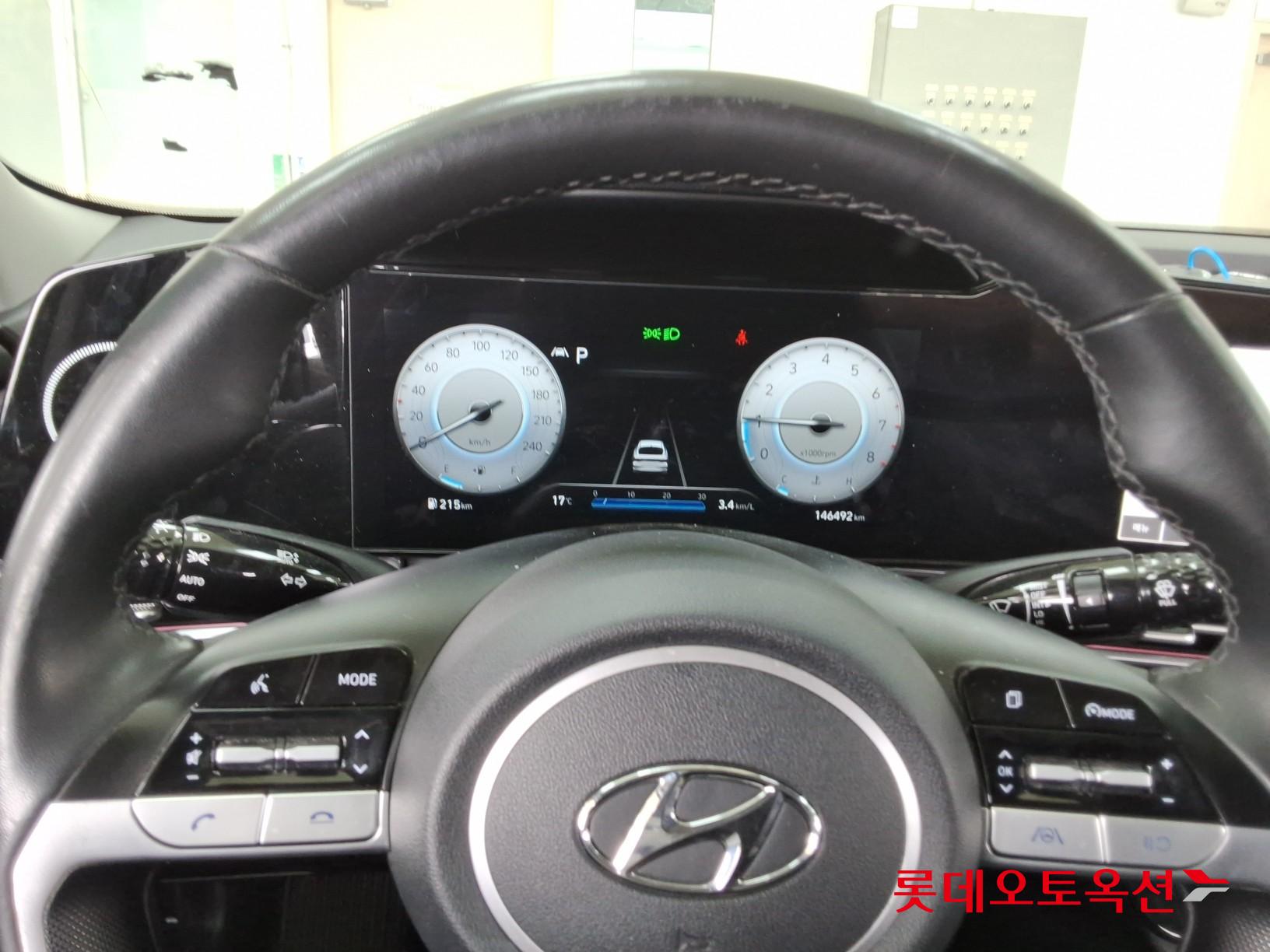 هيونداي إلانترا 2021 - صورة 30