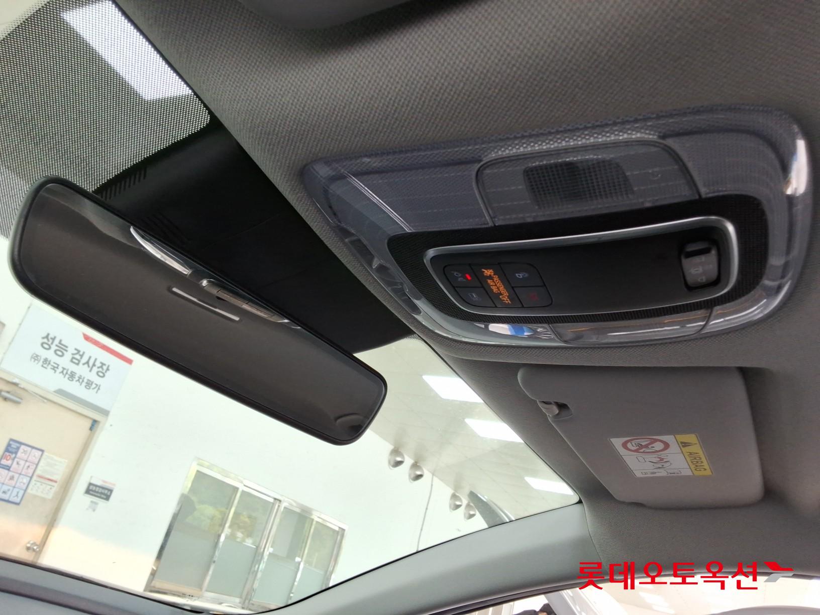 هيونداي إلانترا 2021 - صورة 32