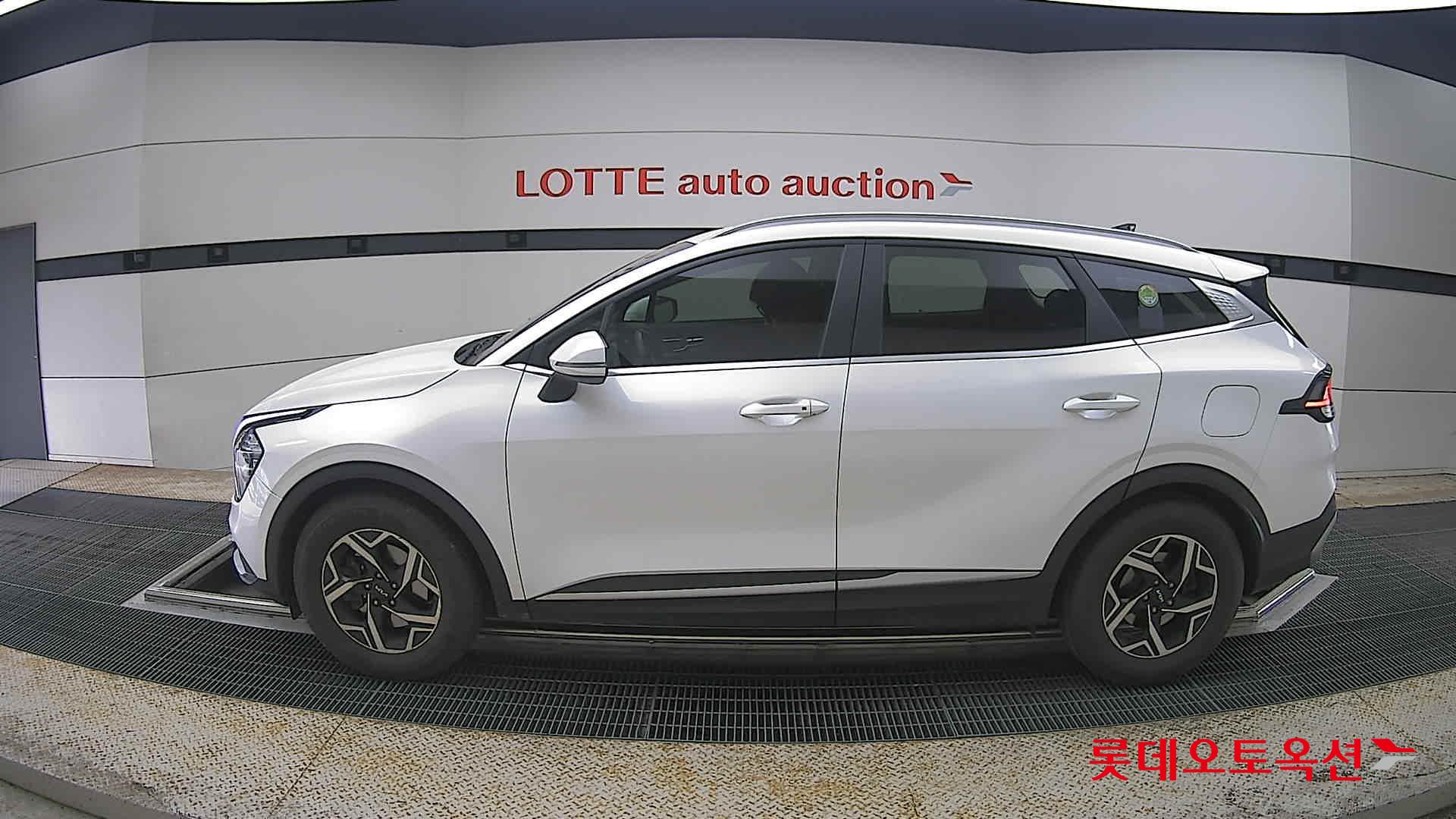 Kia Sportage 2022 - Image 13