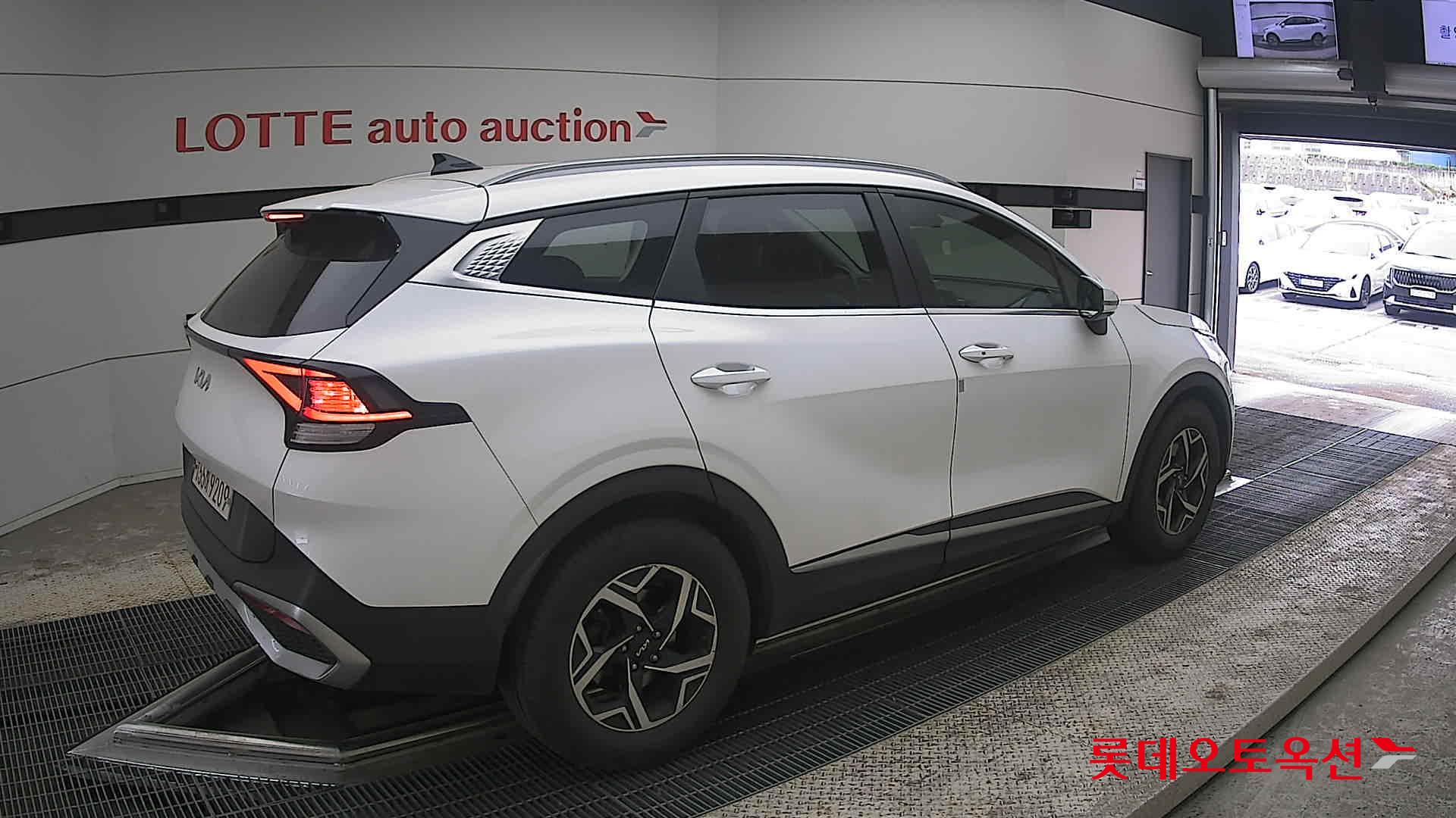 Kia Sportage 2022 - Image 19