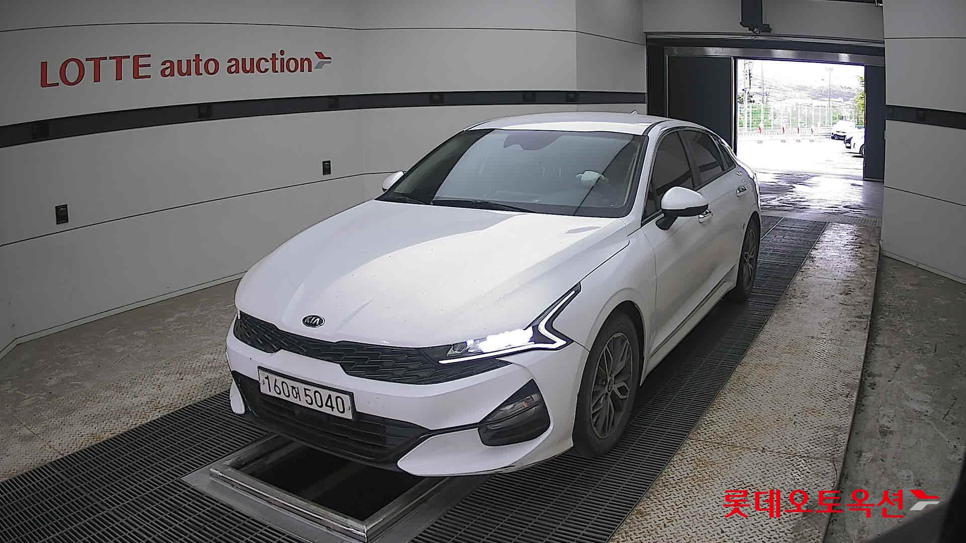 Kia K5 2021 - Image 10