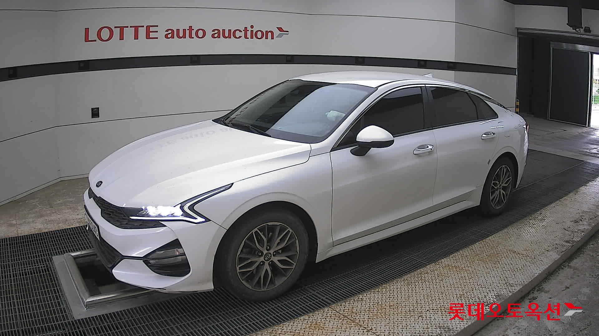 Kia K5 2021 - Image 11