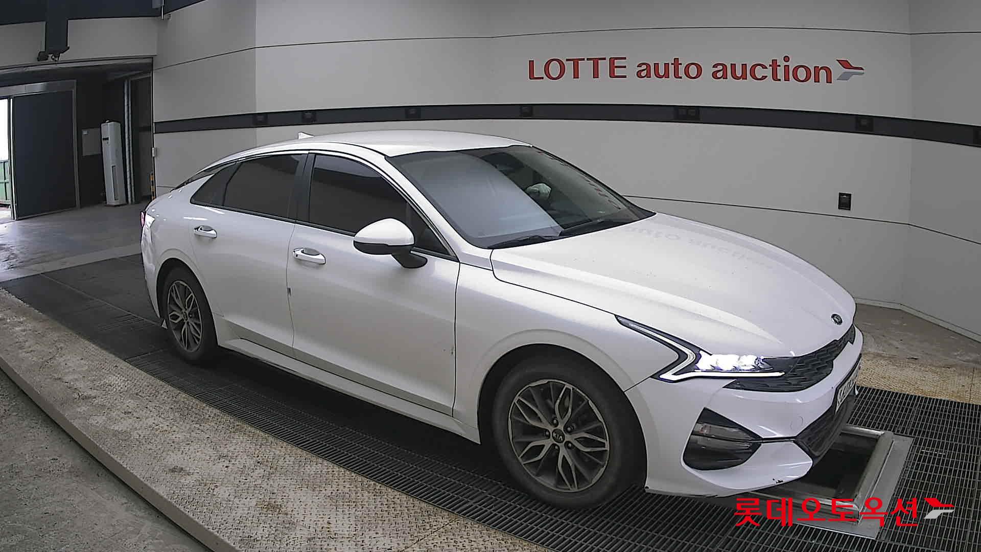 Kia K5 2021 - Image 23