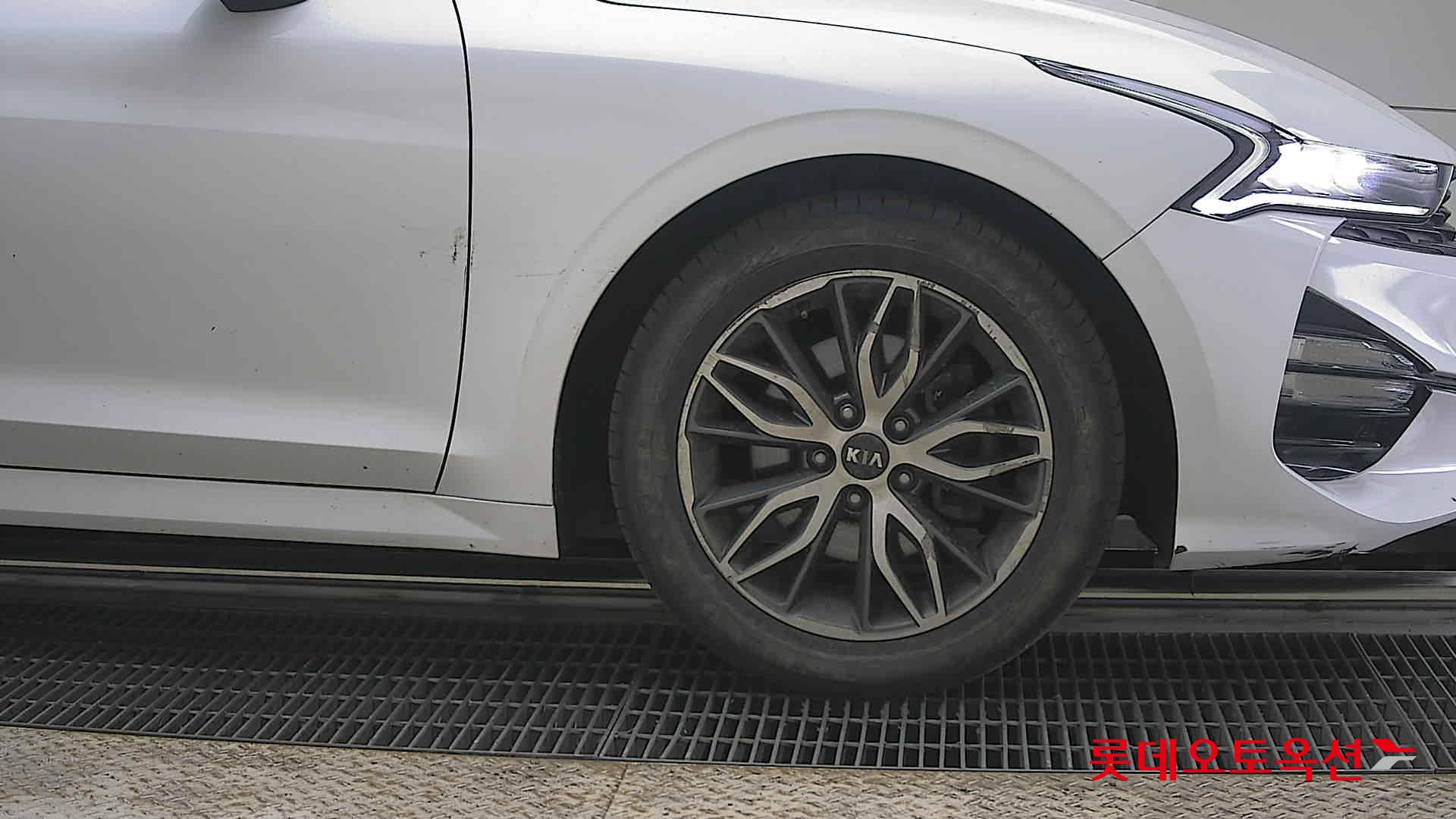 Kia K5 2021 - Image 27