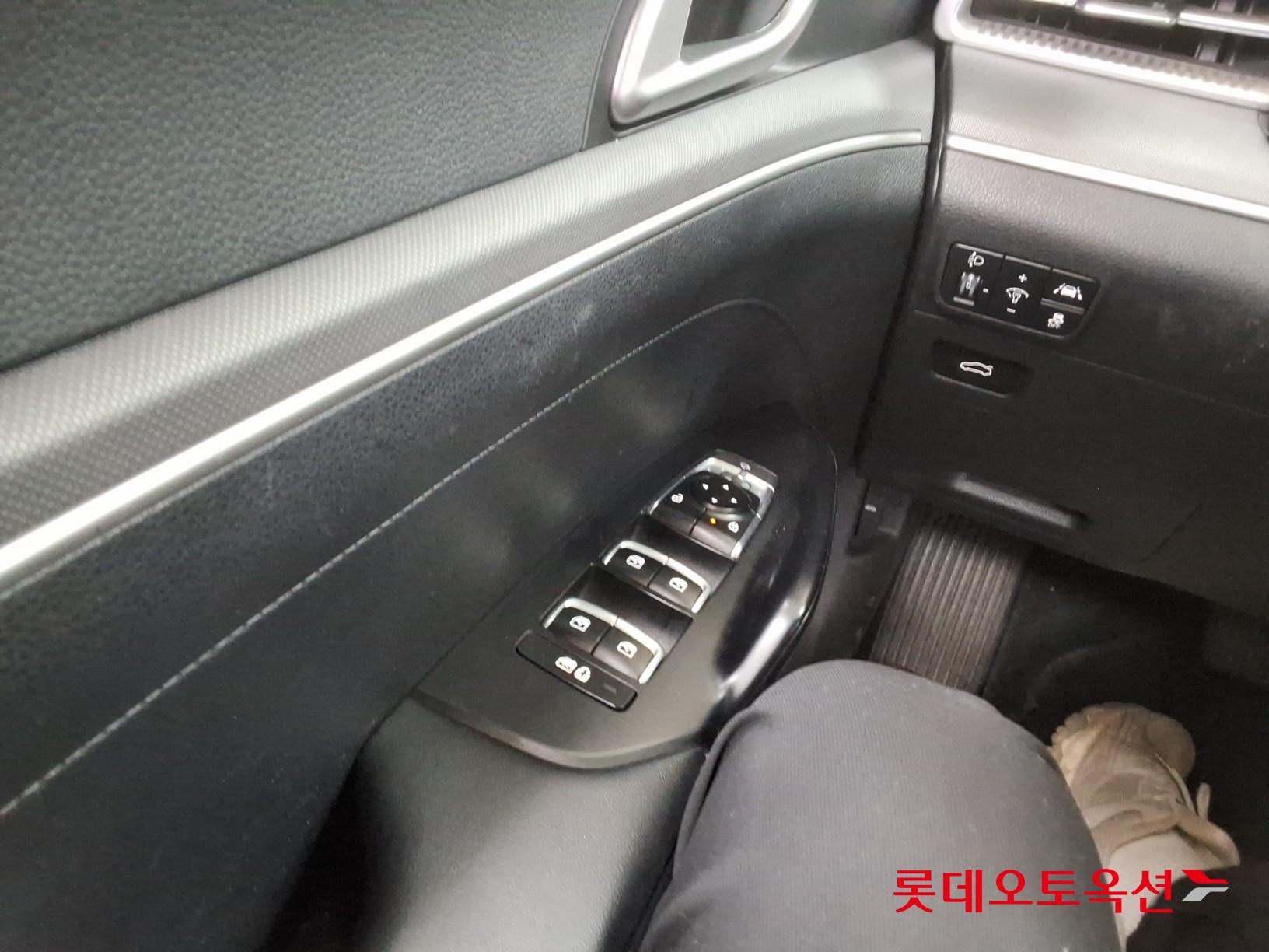 Kia K5 2021 - Image 29