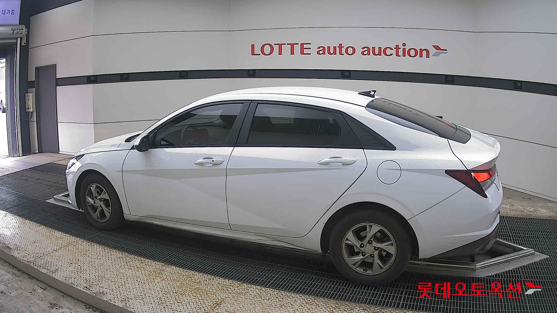 현대자동차 아반떼 2021 - 이미지 14