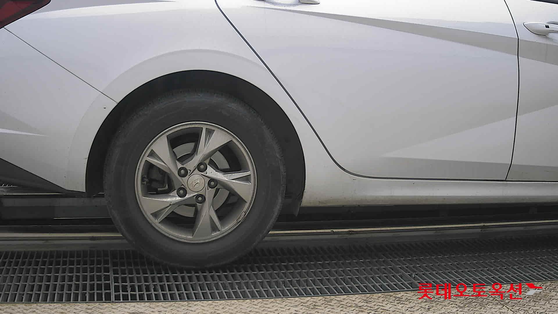 현대자동차 아반떼 2021 - 이미지 28